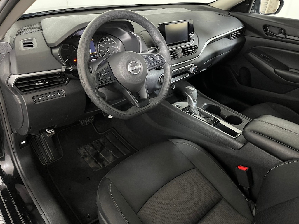 Used 2024 Nissan Altima 2.5 S Sedan