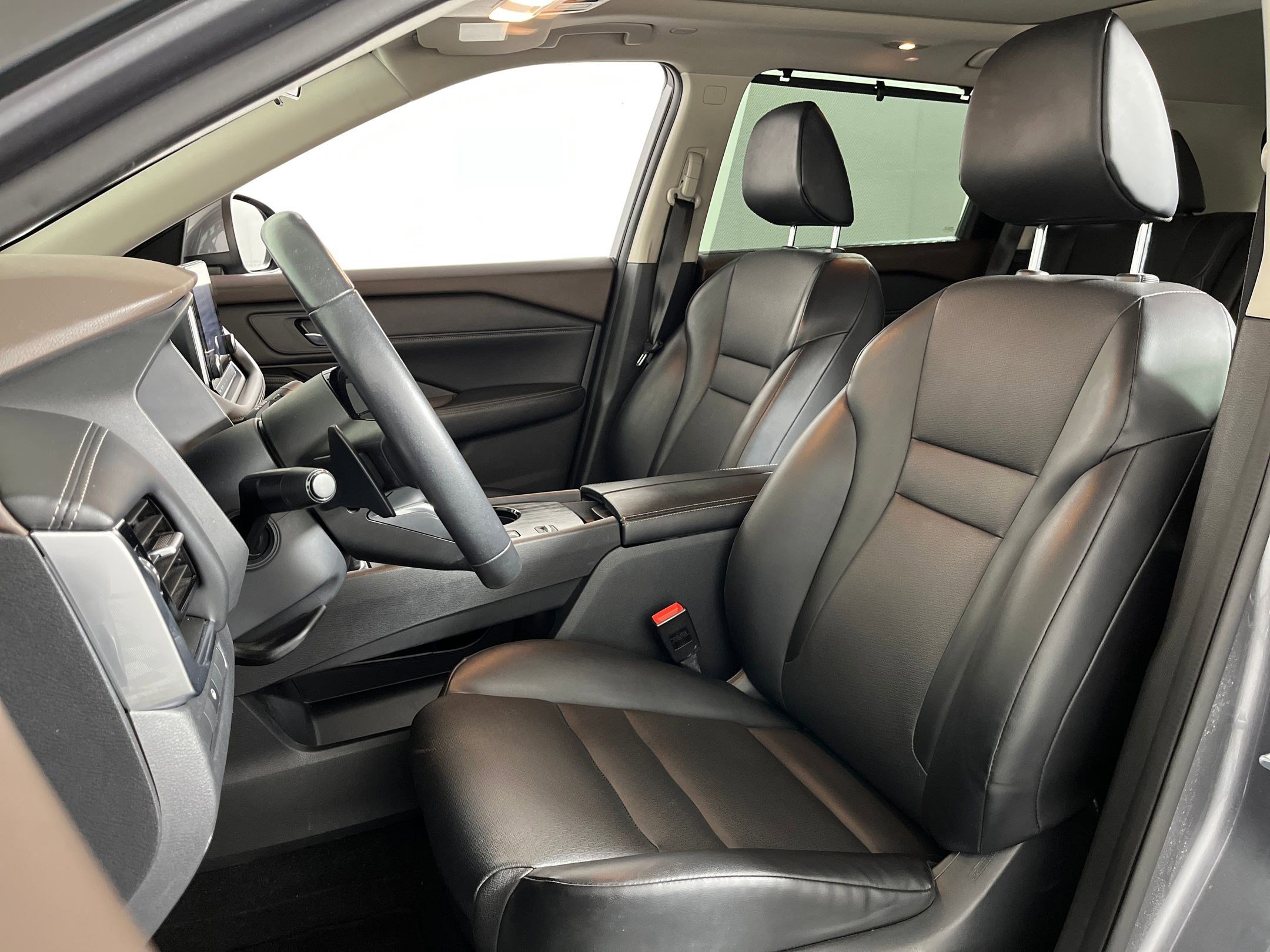 2022 Nissan Rogue SV photo 4