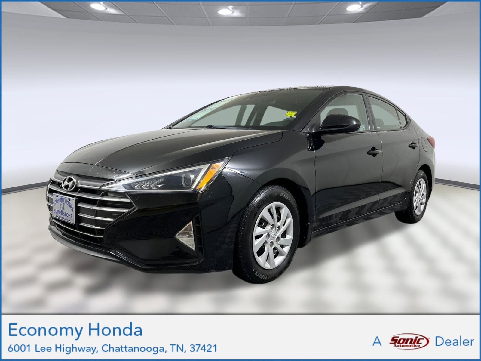 2020 Hyundai Elantra SE's photo