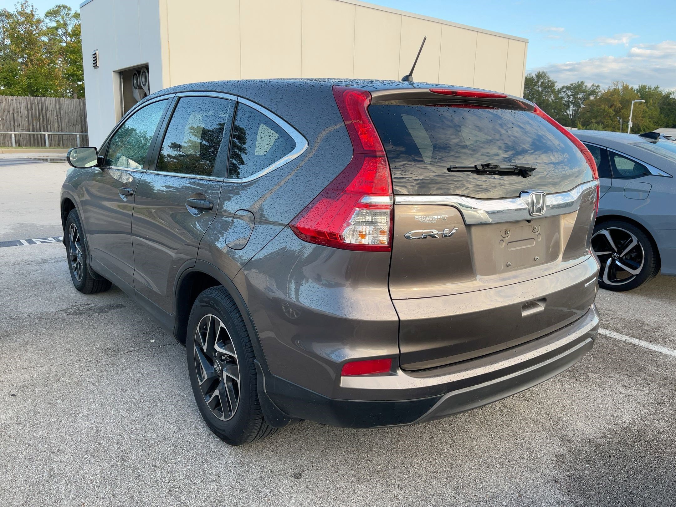 2016 Honda CR-V SE photo 2