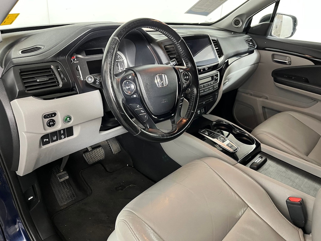 Used 2016 Honda Pilot Touring SUV