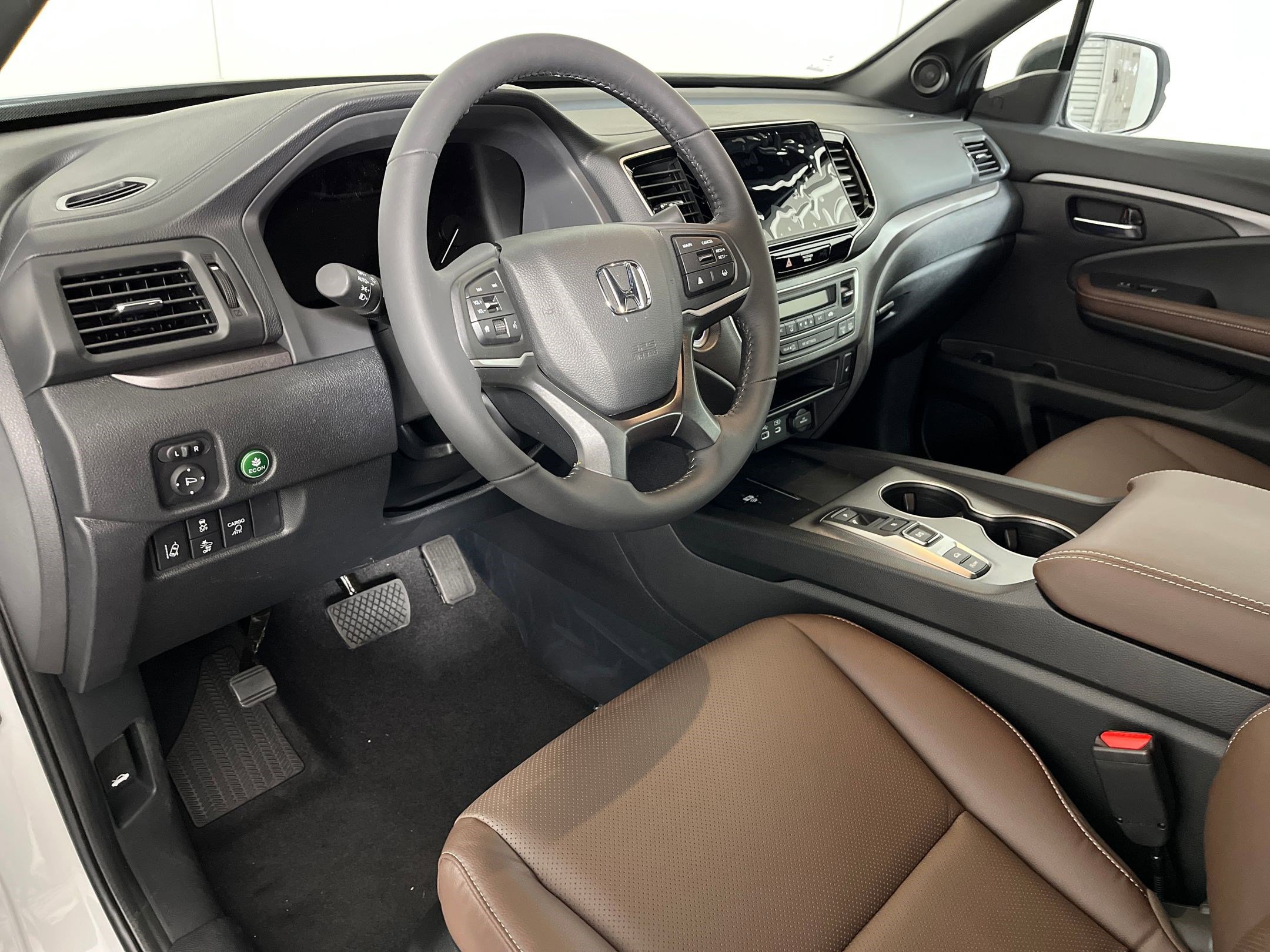 2025 Honda Ridgeline RTL photo 2
