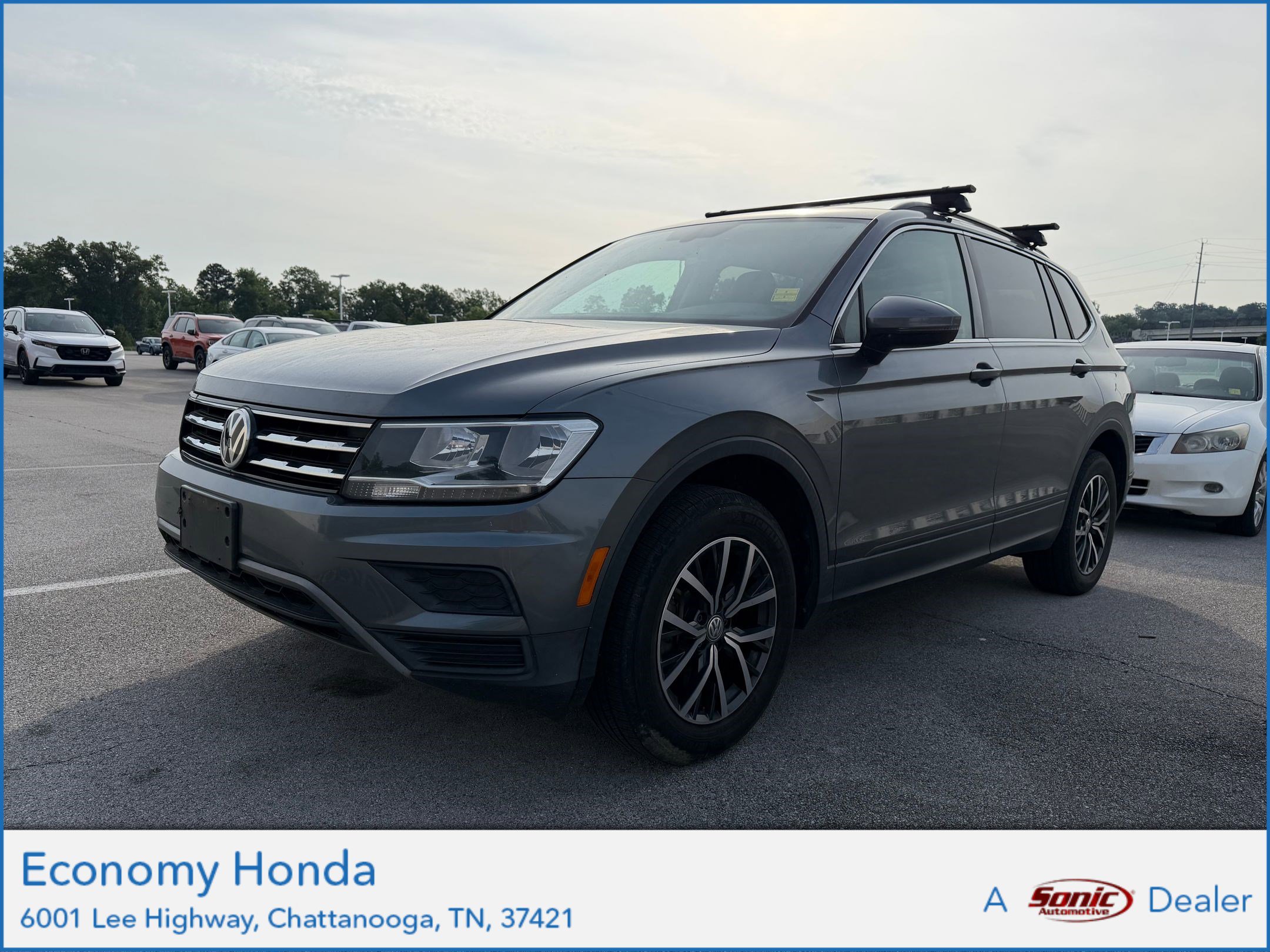 2019 Volkswagen Tiguan 2.0T SE 4Motion's photo