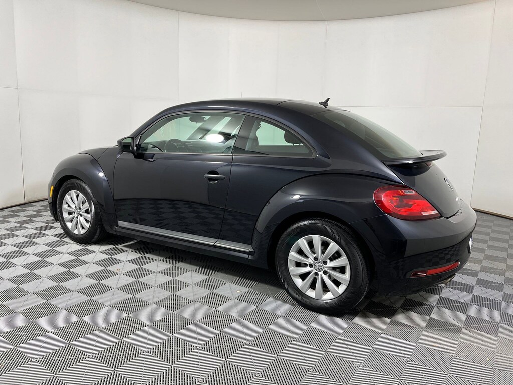 Used 2018 Volkswagen Beetle S Hatchback
