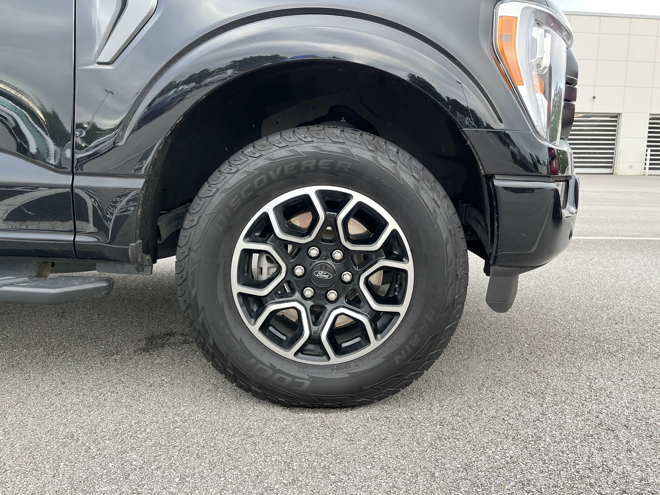 Used 2022 Ford F-150 XLT with VIN 1FTFW1E51NFA40255 for sale in Chattanooga, TN