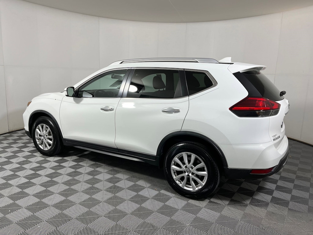 Used 2017 Nissan Rogue SV SUV