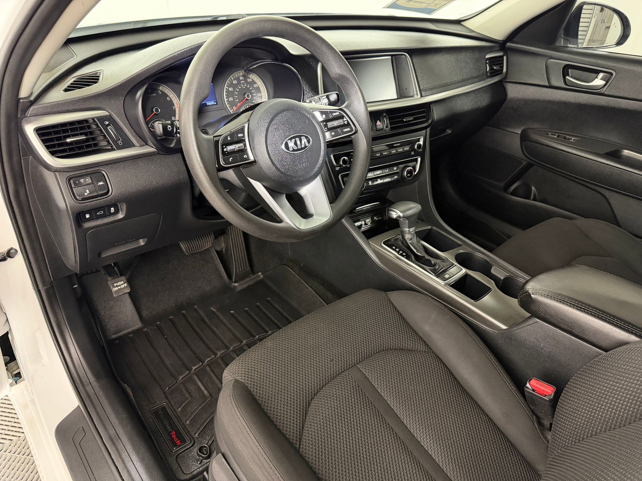 Optima LX Sedan
