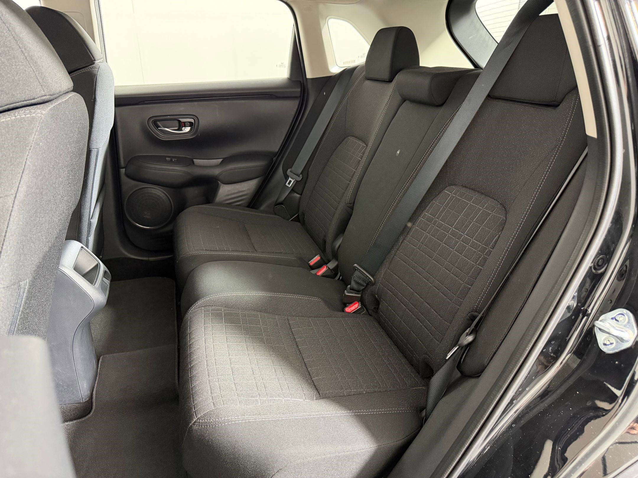 2025 Honda HR-V LX - Photo 12