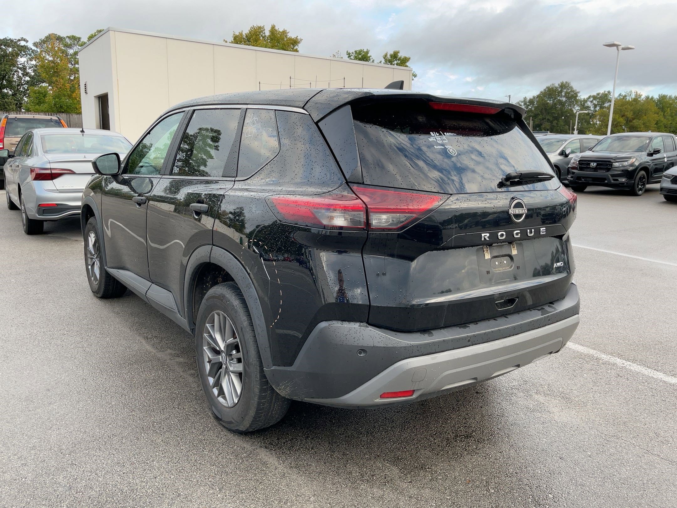 2023 Nissan Rogue S photo 3