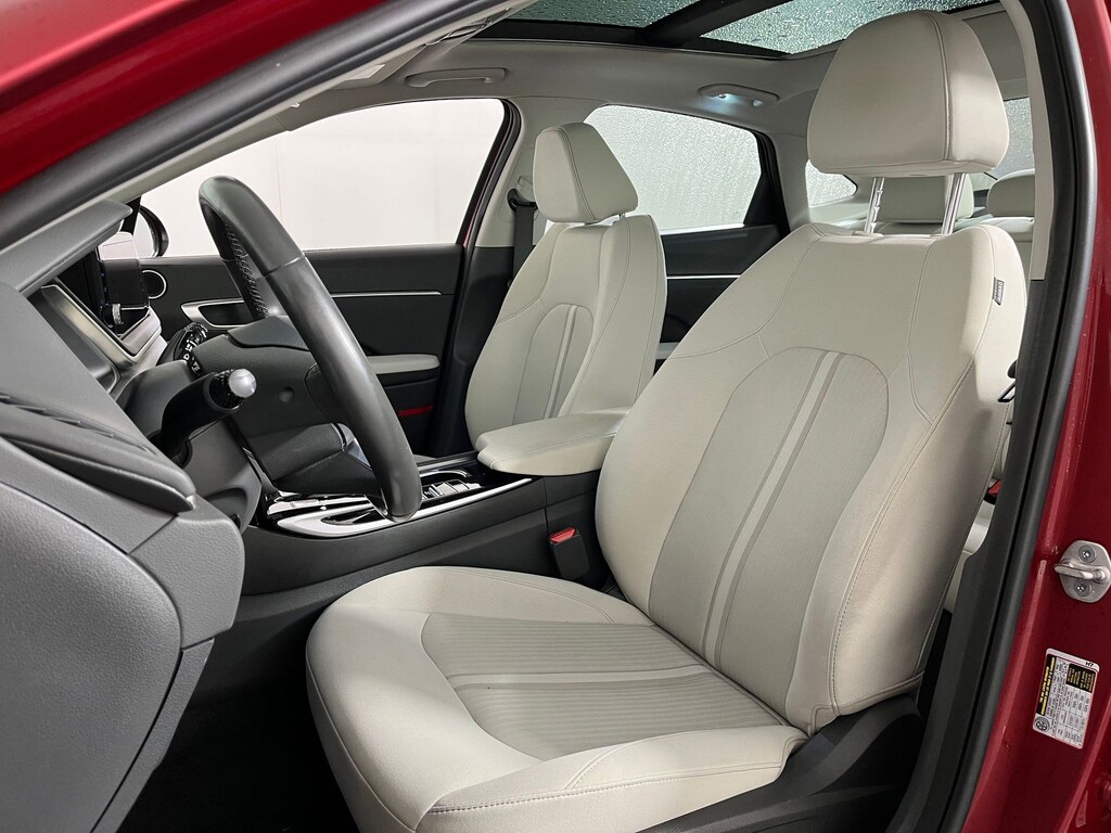 Used 2023 Hyundai Sonata SEL Sedan
