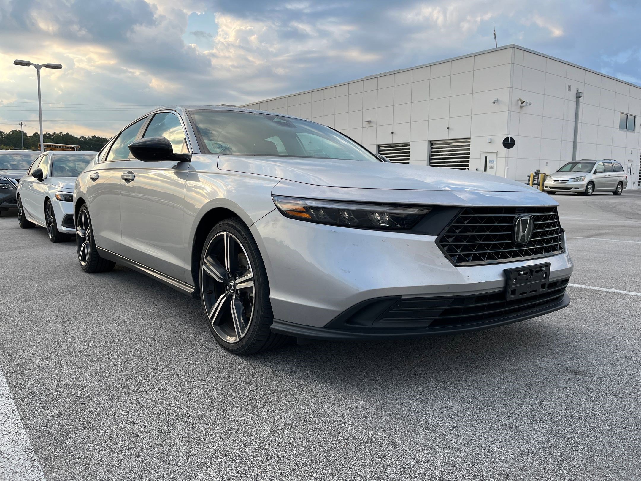 2024 Honda Accord Hybrid Sport photo 3