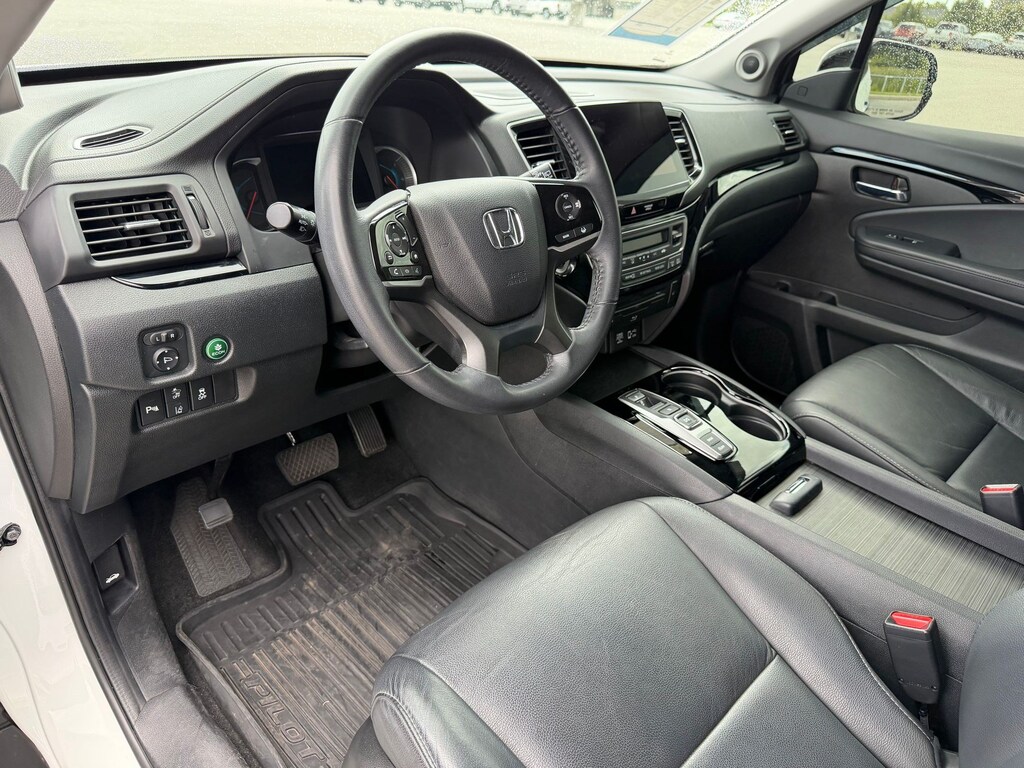 Used 2022 Honda Pilot Touring 7-Passenger SUV