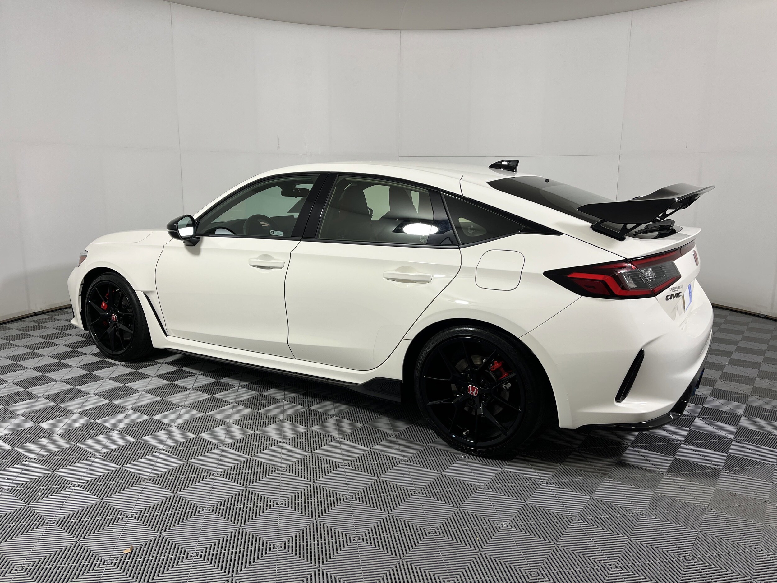 2024 Honda Civic Type R photo 4