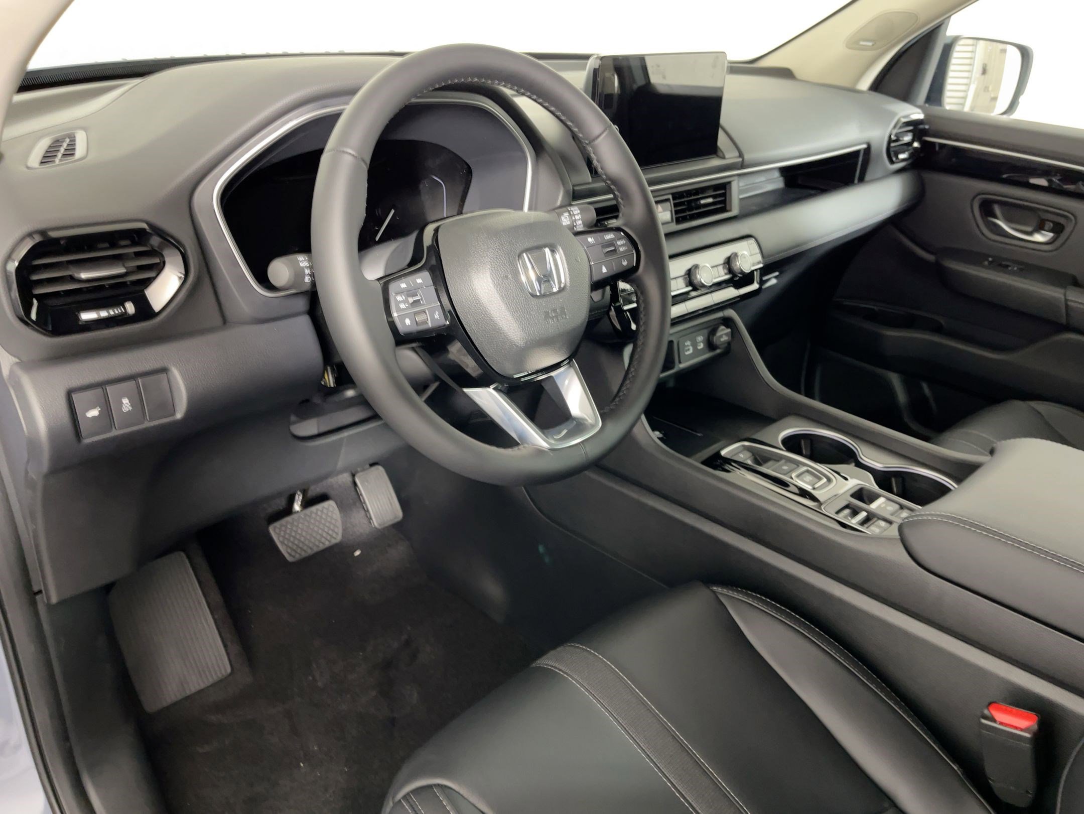 2025 Honda Pilot Touring photo 3