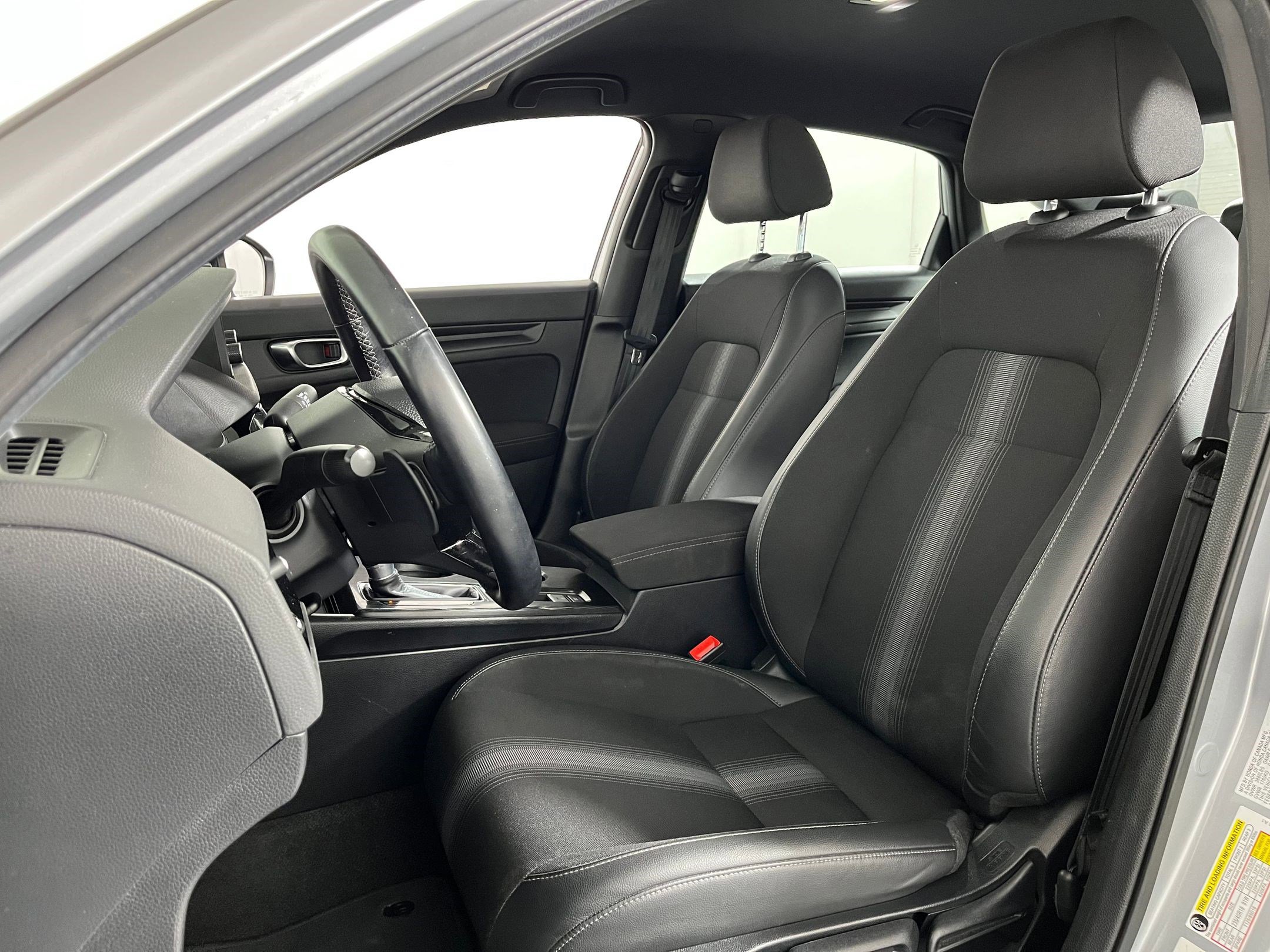 2024 Honda Civic Sport photo 4