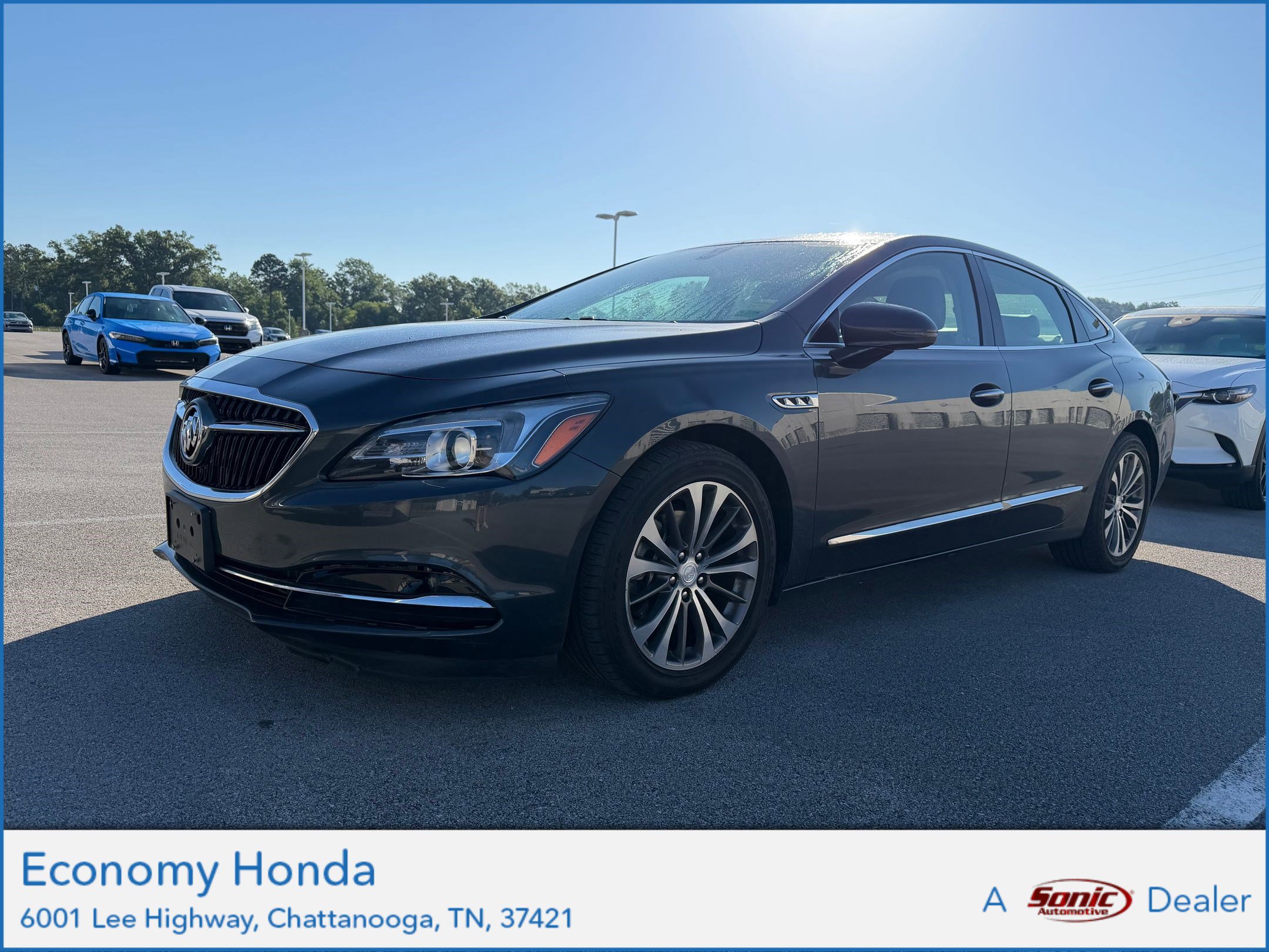 2019 Buick LaCrosse Essence AWD's photo