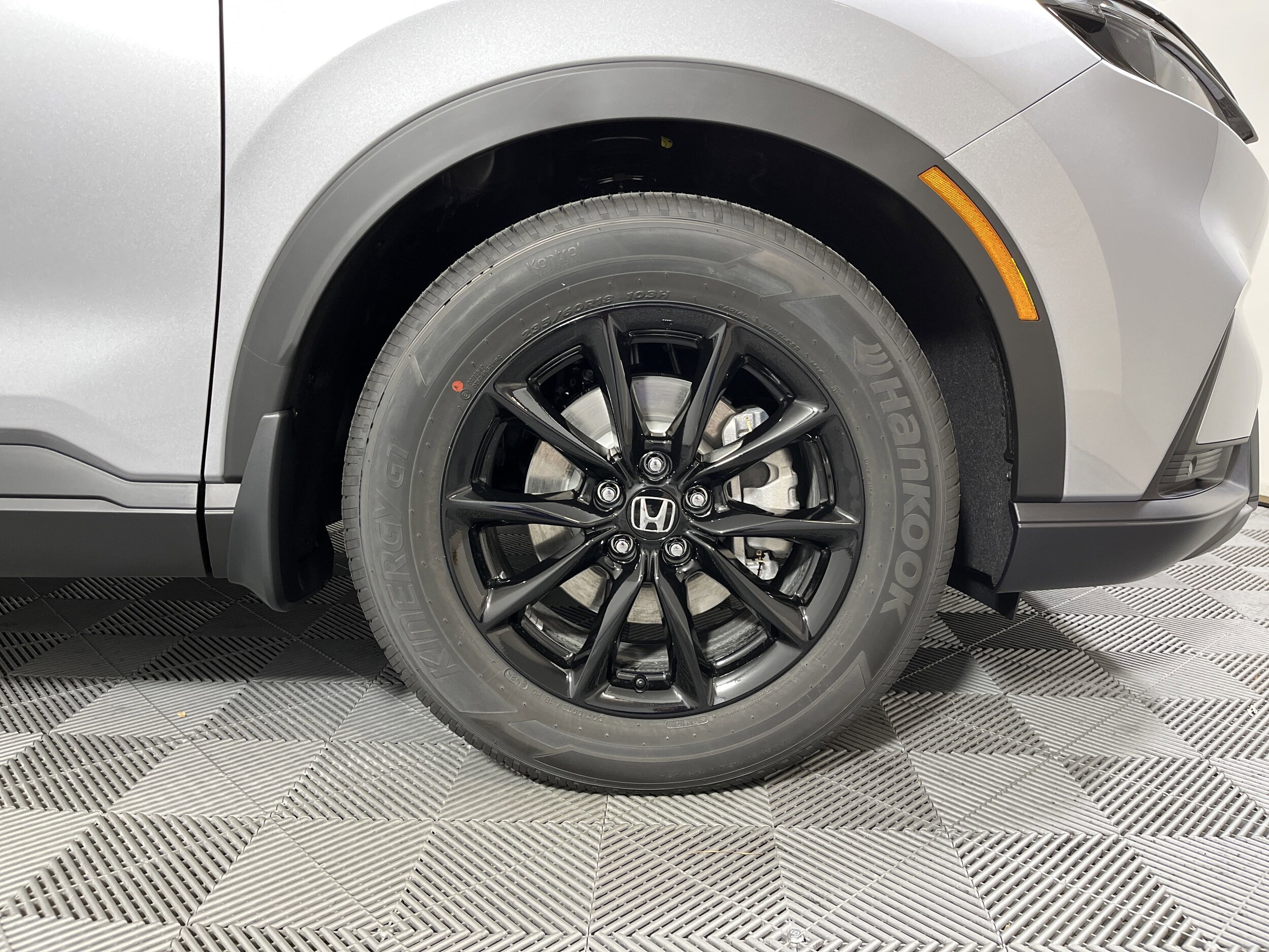 2026 Honda CR-V Hybrid Sport-L photo 2