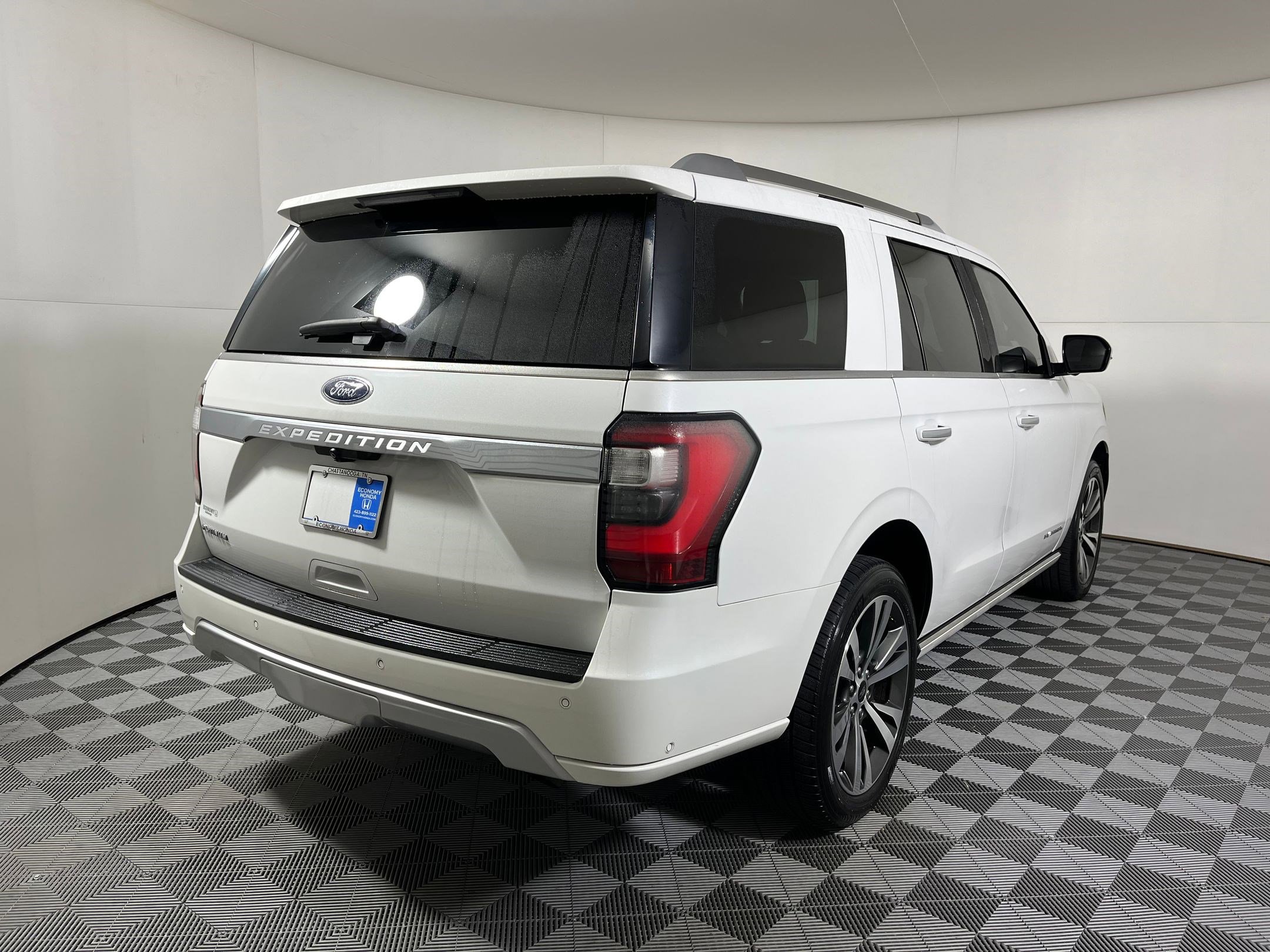 Image of 2020 Ford Expedition Platinum SUV