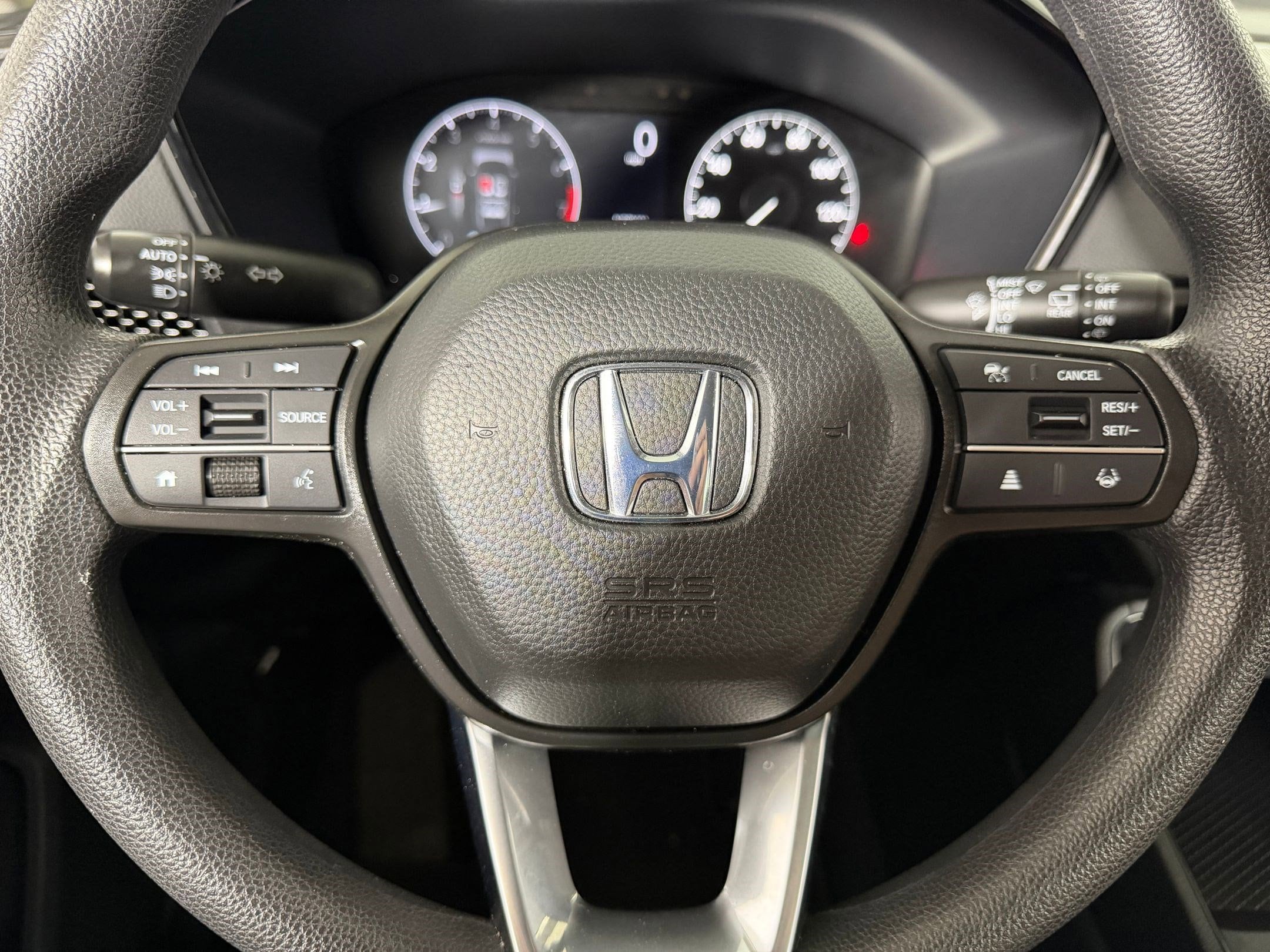 2025 Honda CR-V LX - Photo 13
