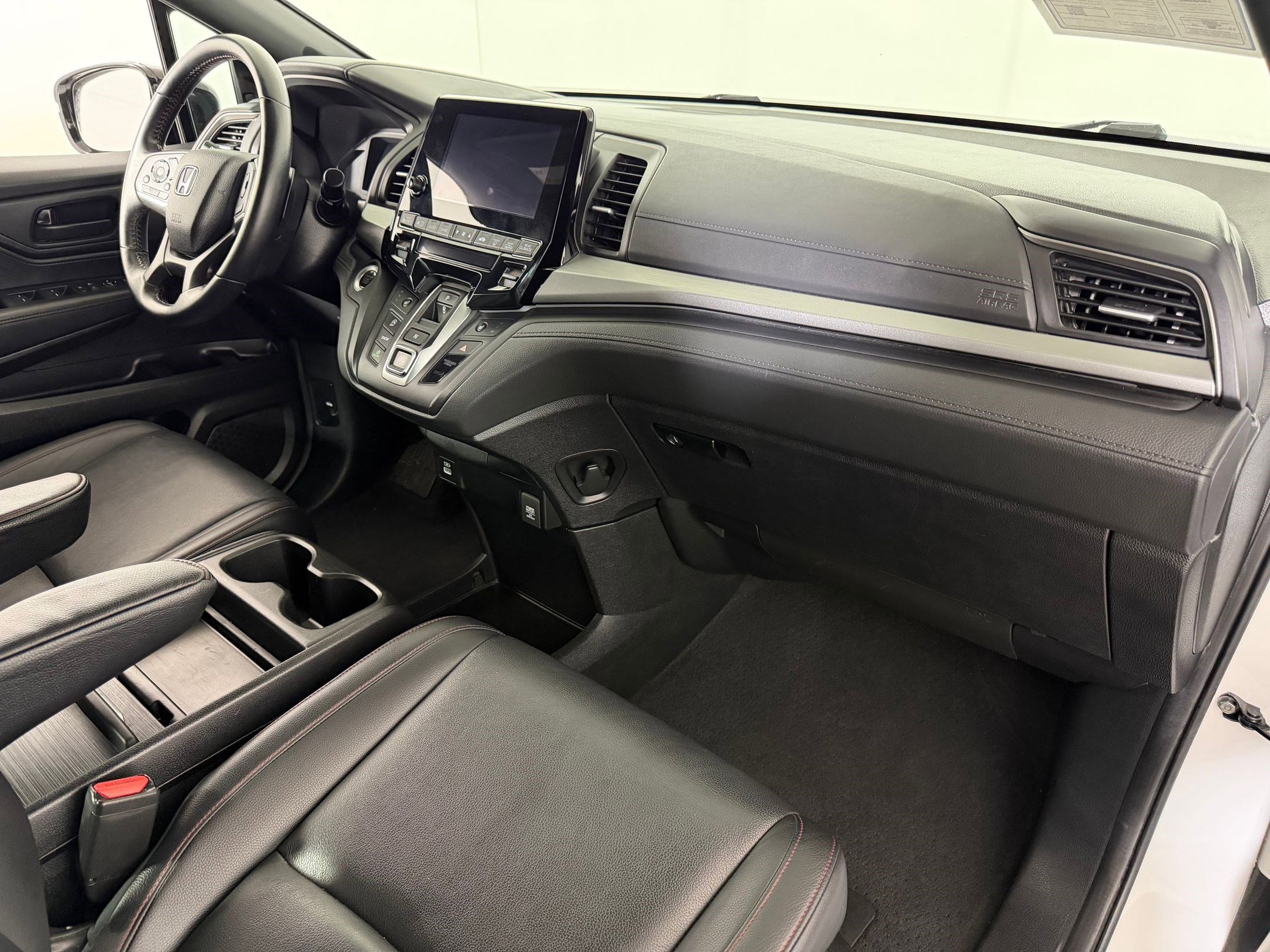 2024 Honda Odyssey SPORT - Photo 24