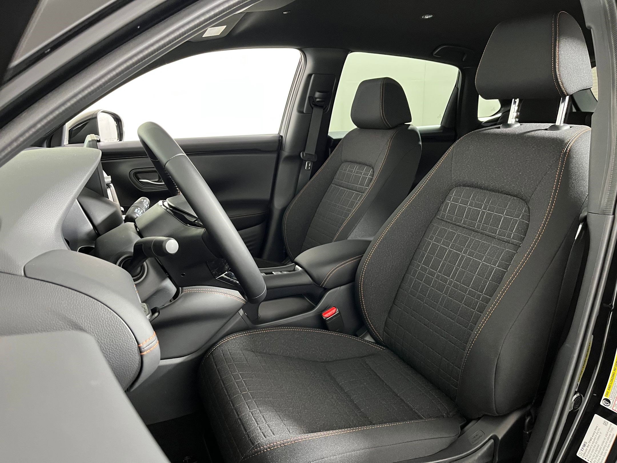 2026 Honda HR-V Sport photo 2