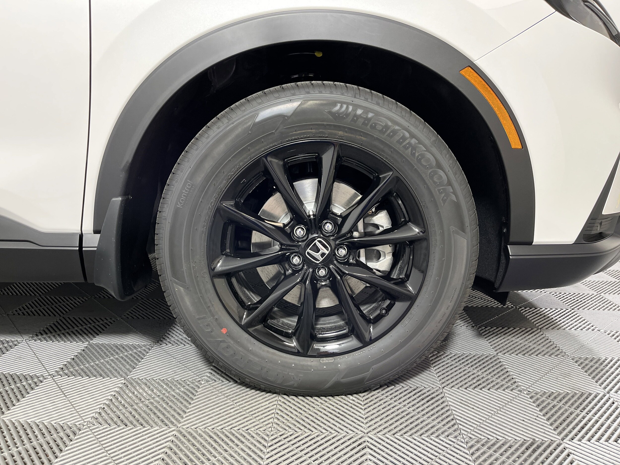 2026 Honda CR-V Hybrid Sport-L photo 2