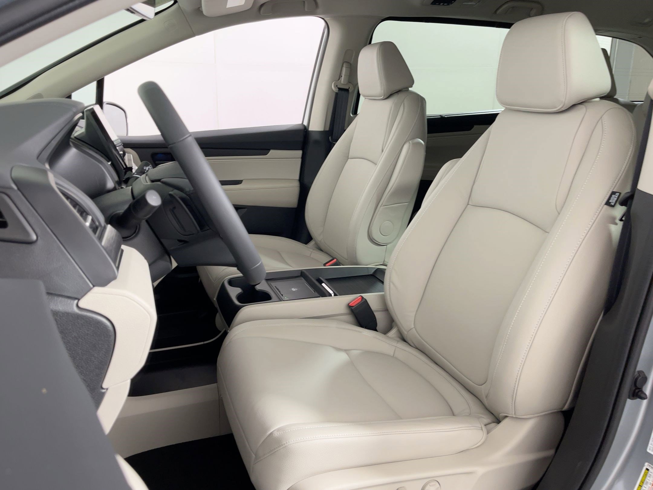 2026 Honda Odyssey EX-L photo 4