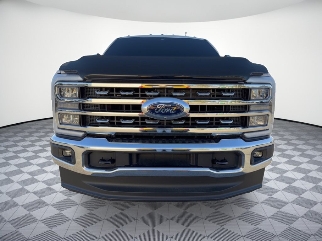 Used 2025 Ford F-250 LARIAT Truck Crew Cab