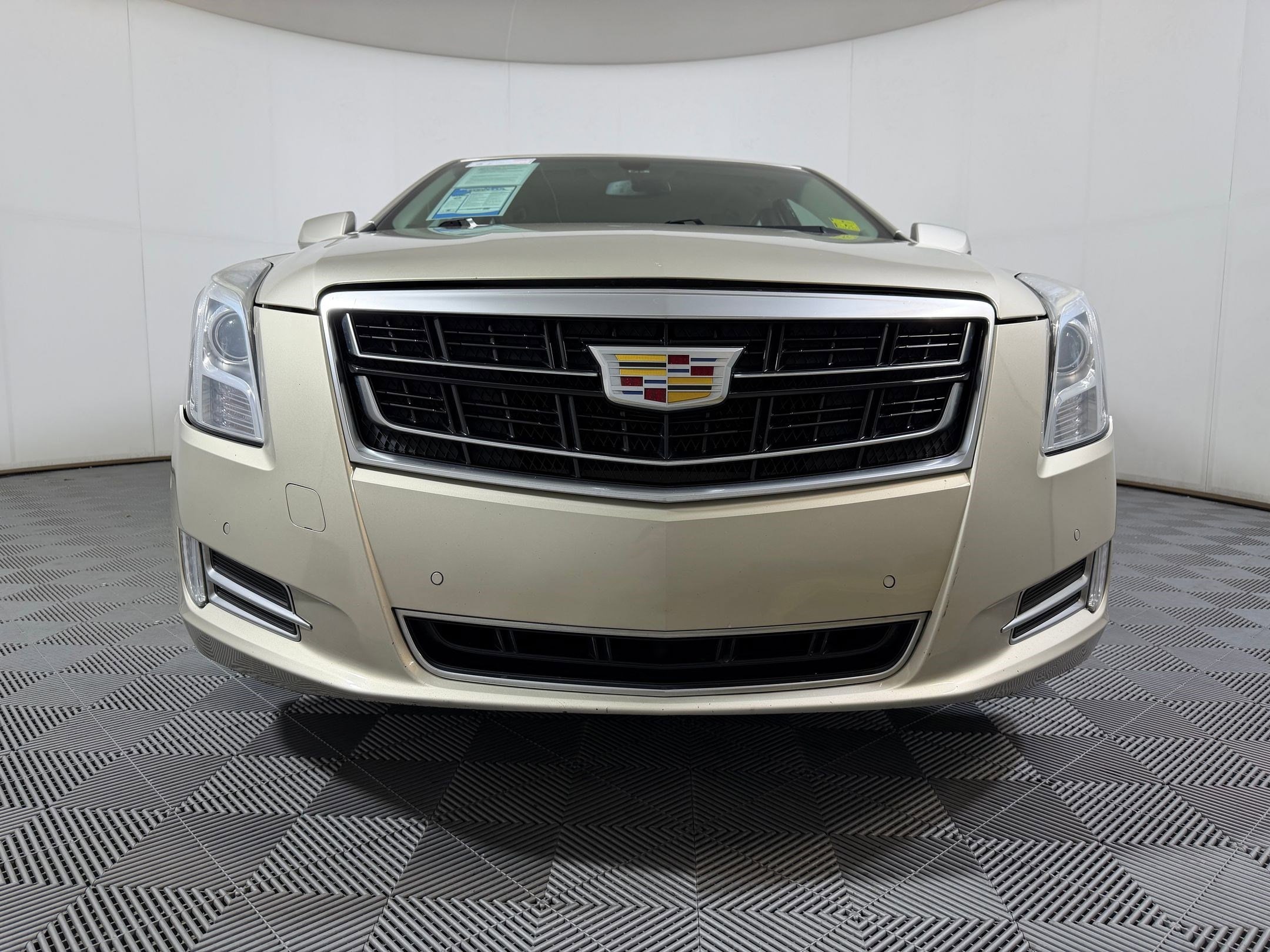 XTS Luxury Collection Sedan