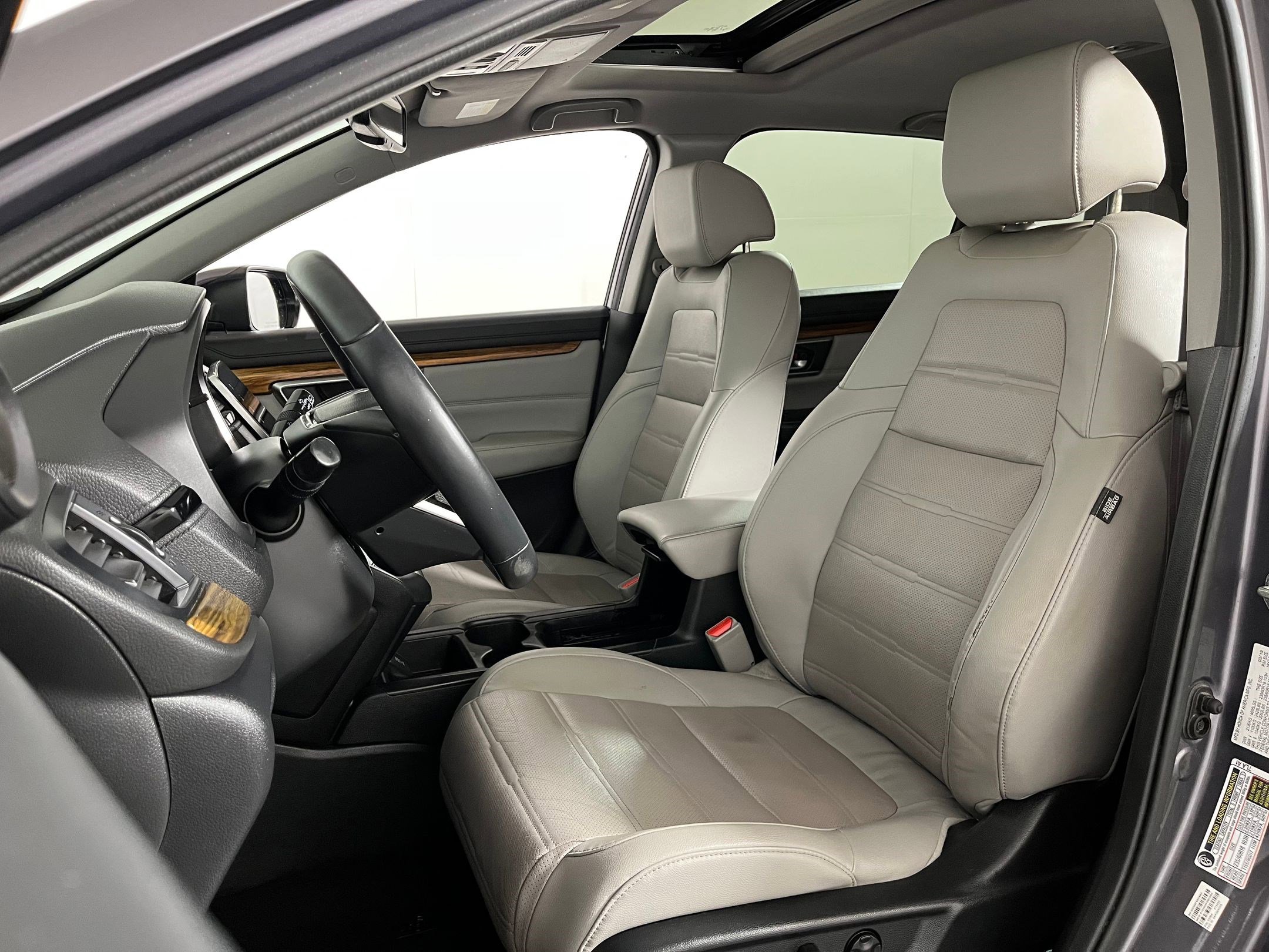 2019 Honda CR-V EX-L photo 3