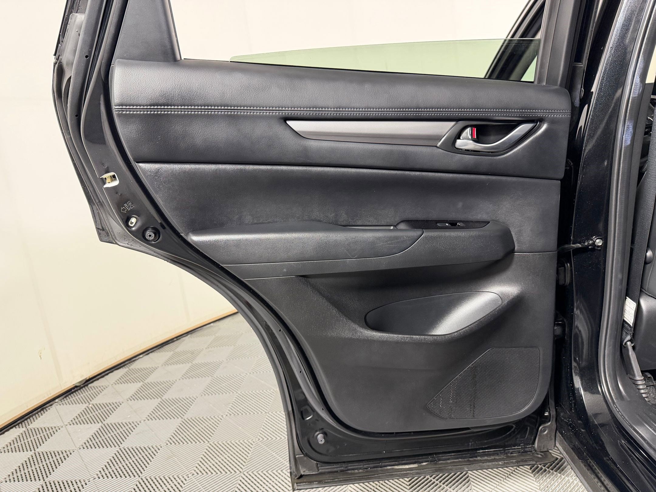 2025 Mazda CX-5 S Select Package - Photo 24