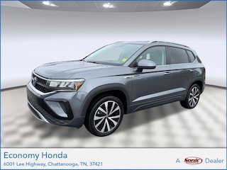 Used 2023 Volkswagen Taos SE SUV in Chattanooga