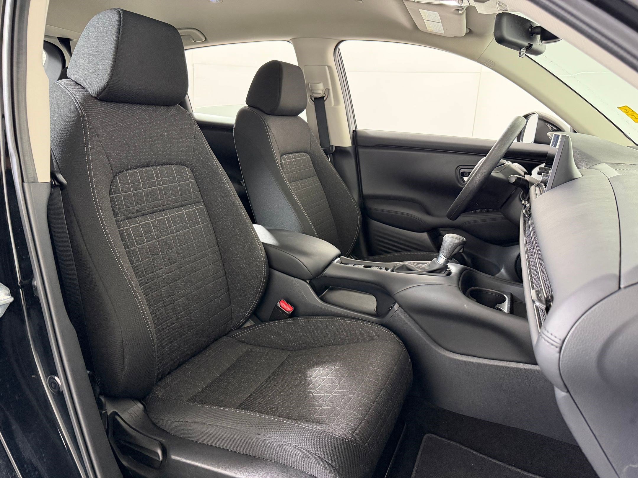 2025 Honda HR-V LX - Photo 26