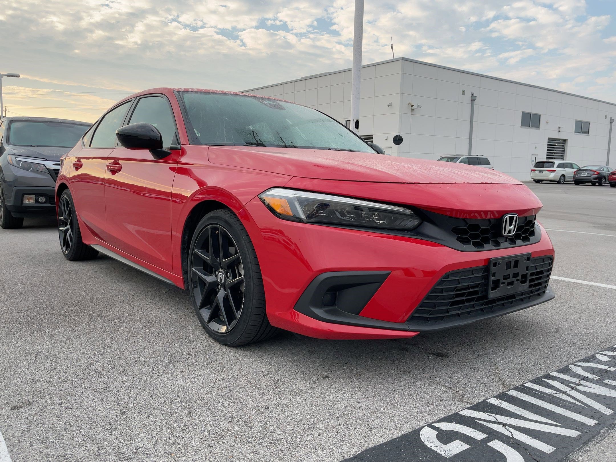 2024 Honda Civic Hatchback Sport photo 3