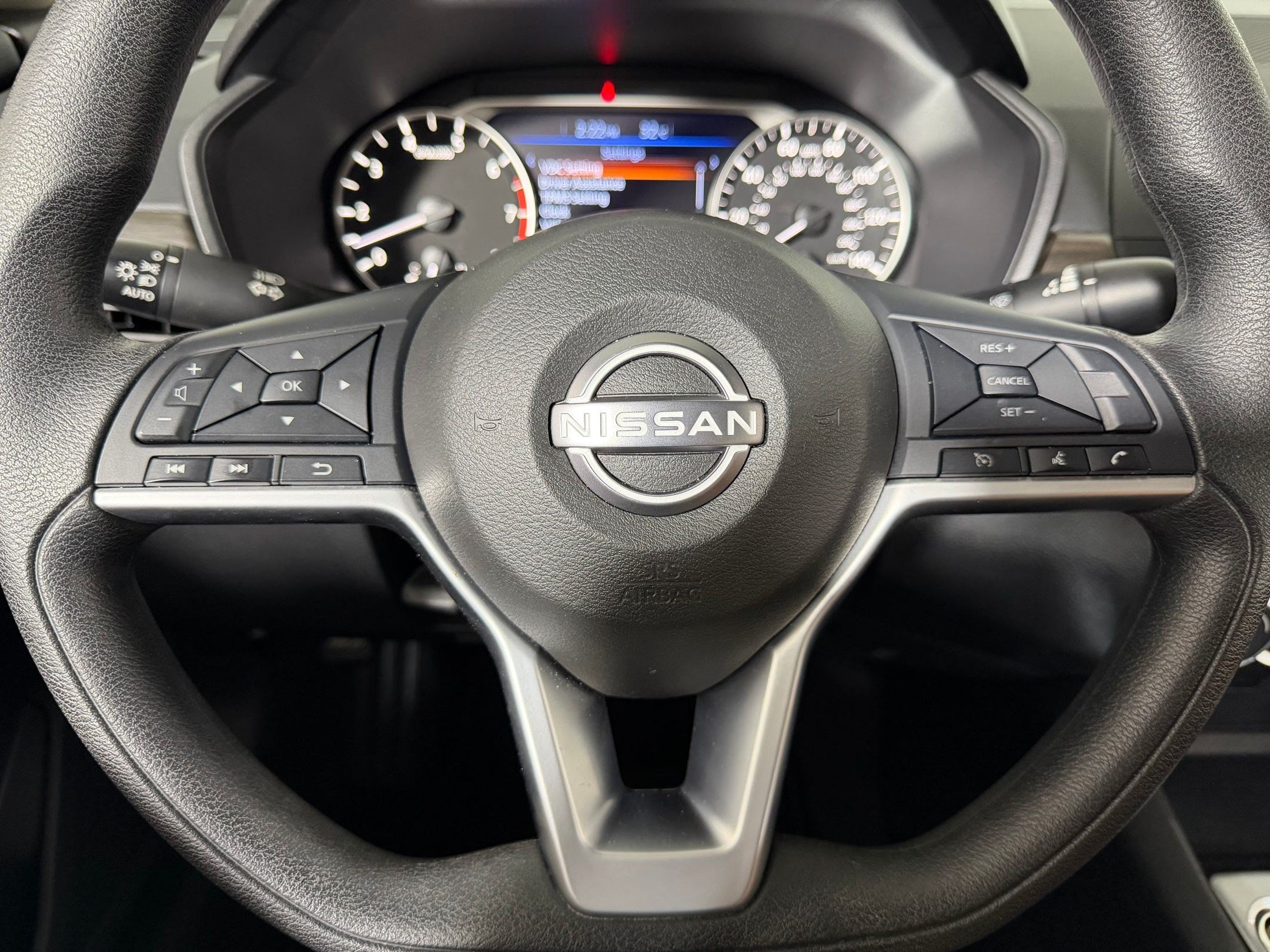 2025 Nissan Altima SV - Photo 9