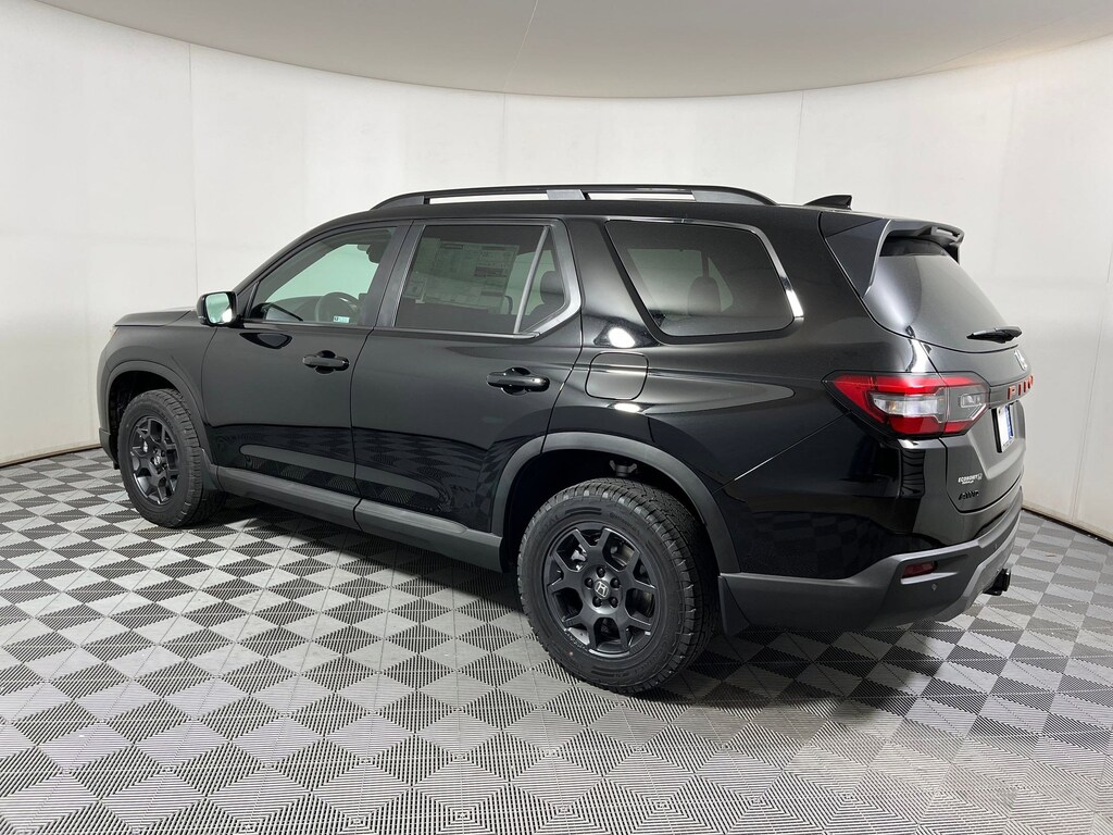 New 2026 Honda Pilot TrailSport SUV