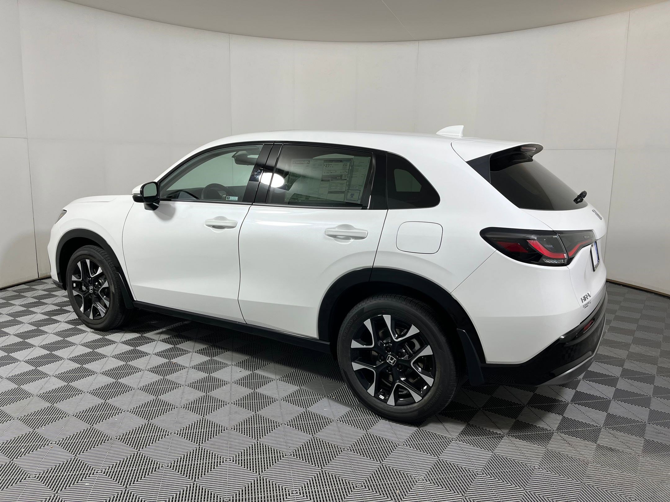 2026 Honda HR-V EX-L photo 2