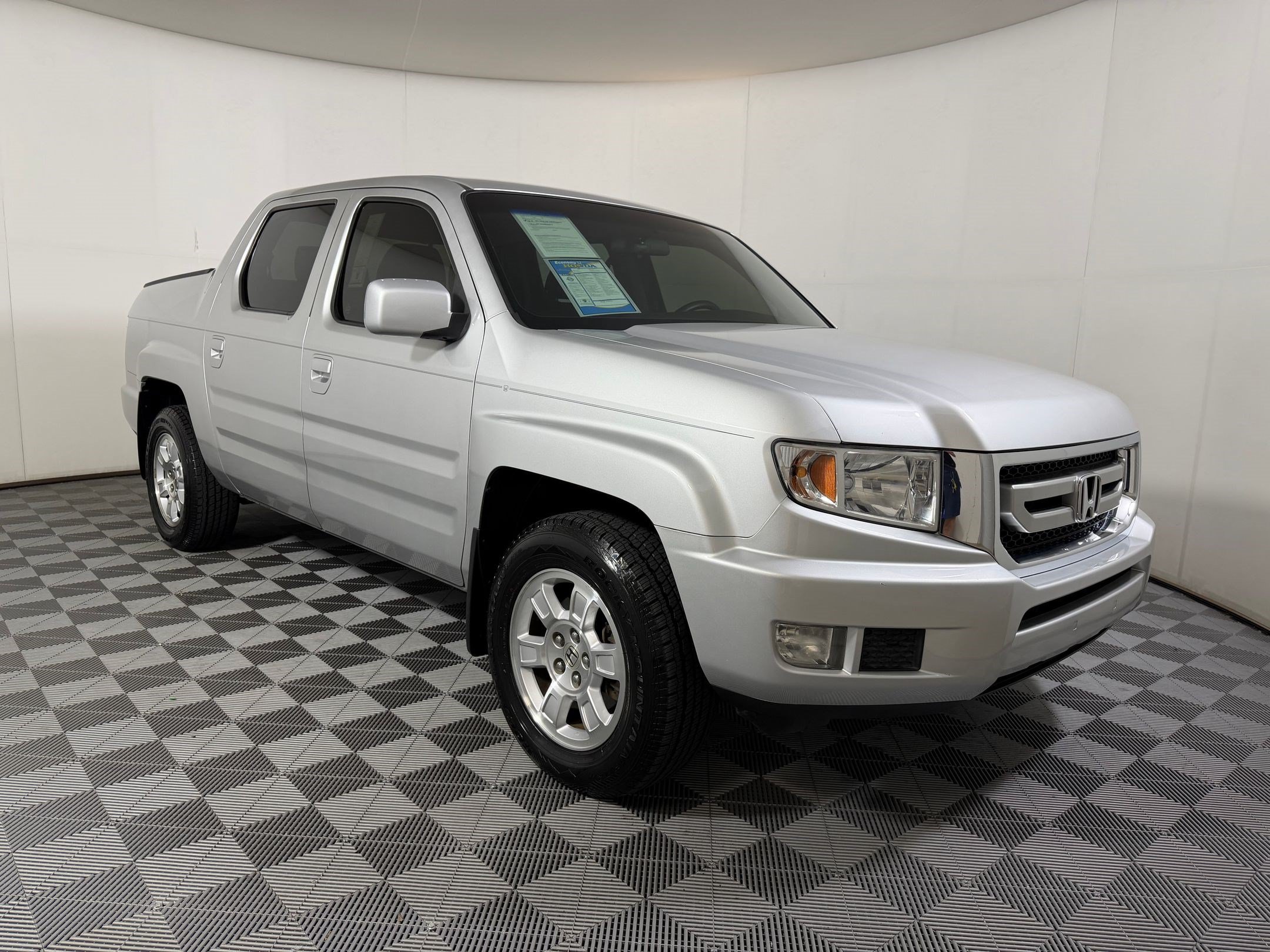 Ridgeline RTS Truck Crew Cab