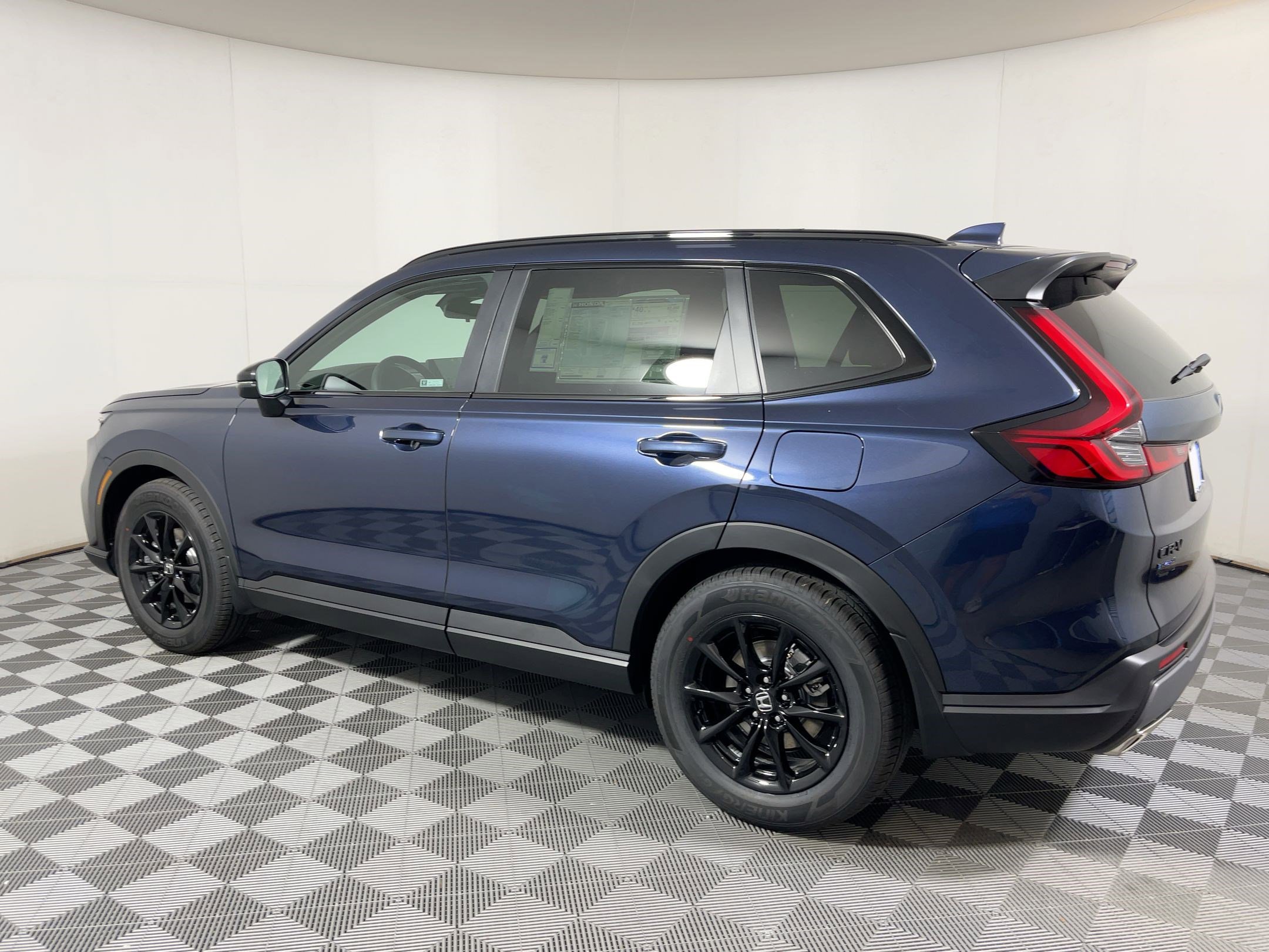 2026 Honda CR-V Hybrid Sport photo 2