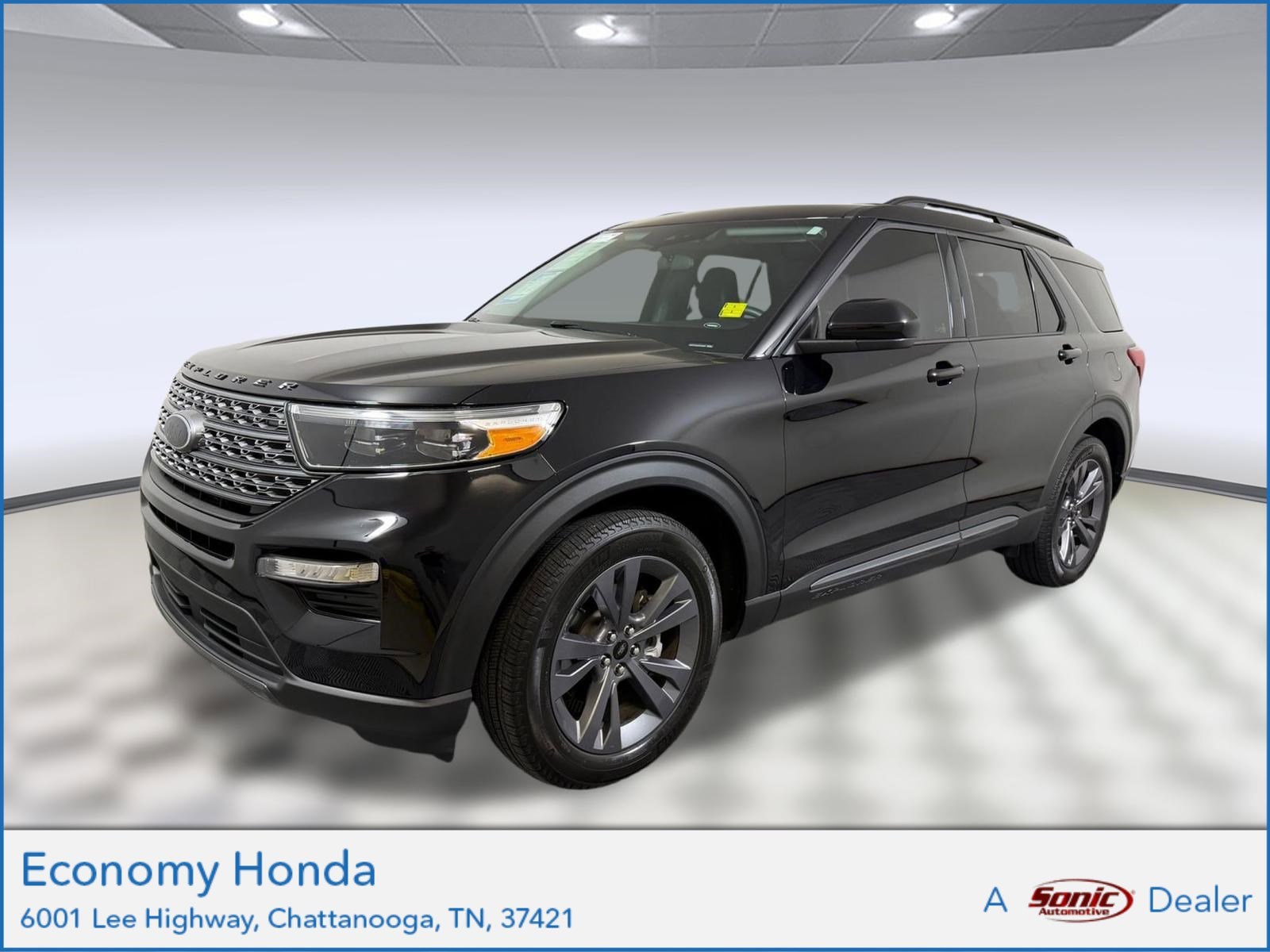 2023 Ford Explorer XLT RWD's photo