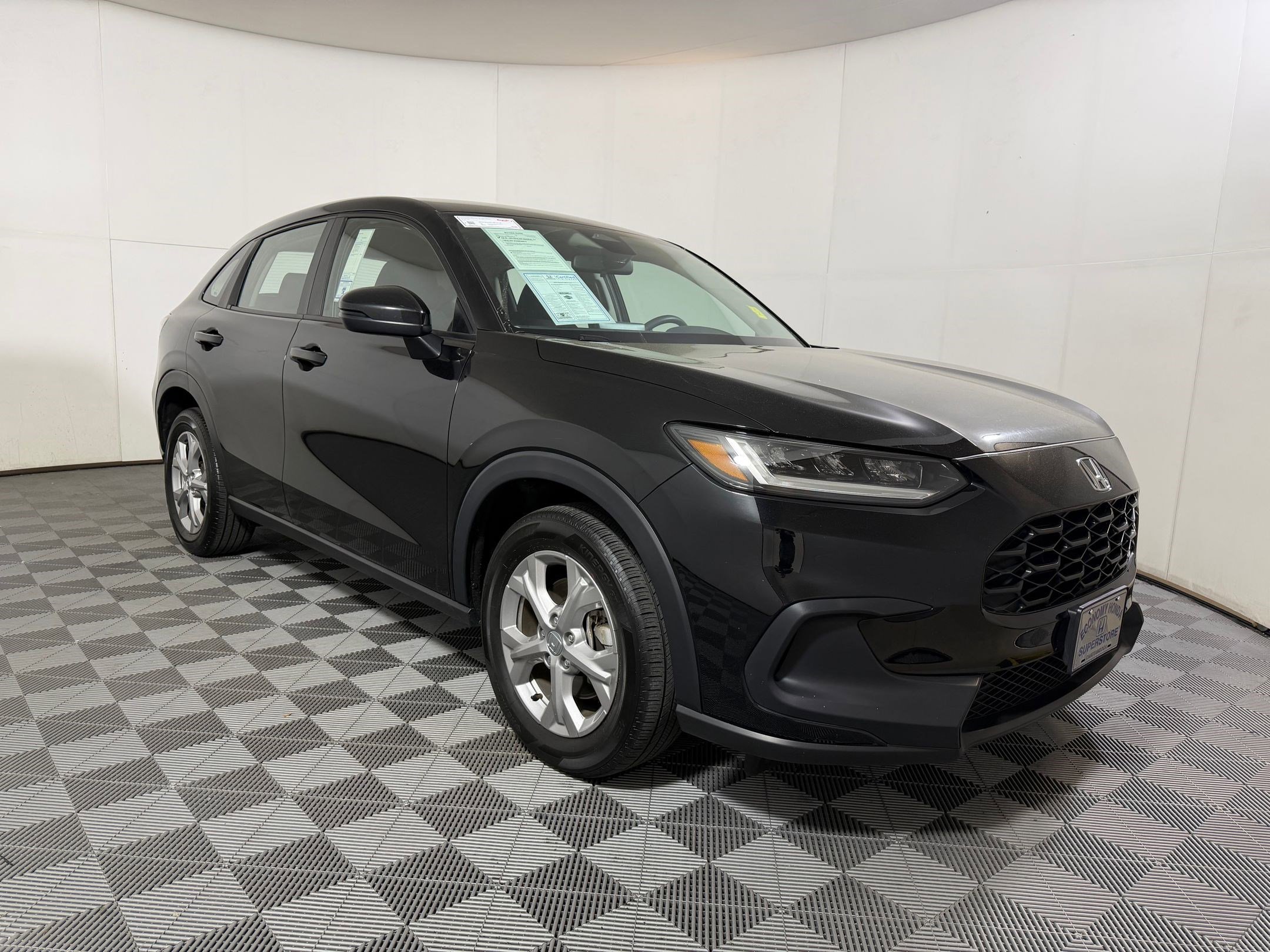 2025 Honda HR-V LX - Photo 6