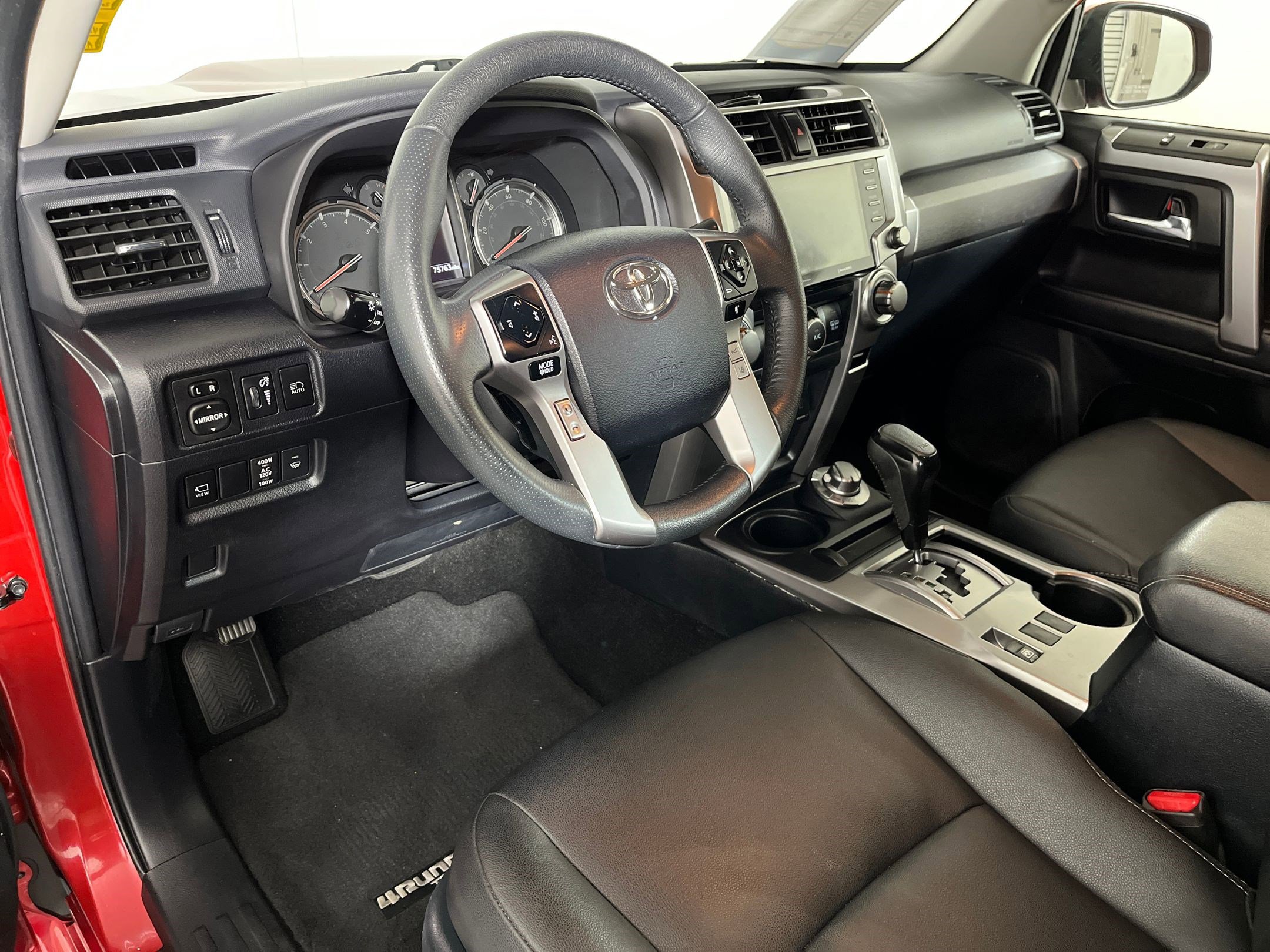 2022 Toyota 4Runner TRD Sport photo 3