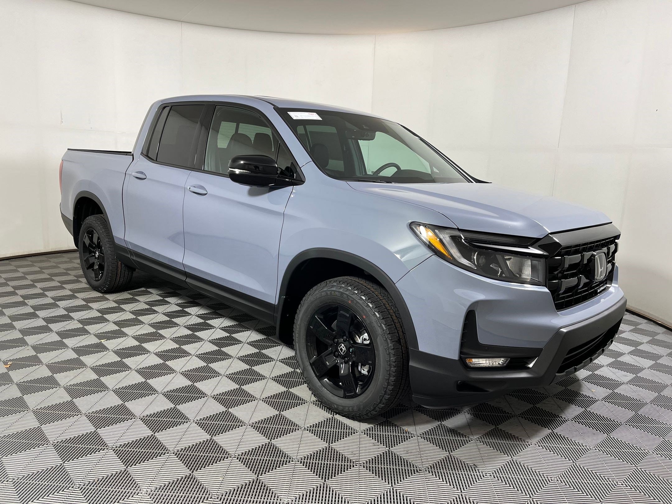 2026 Honda Ridgeline Black Edition - Photo 6