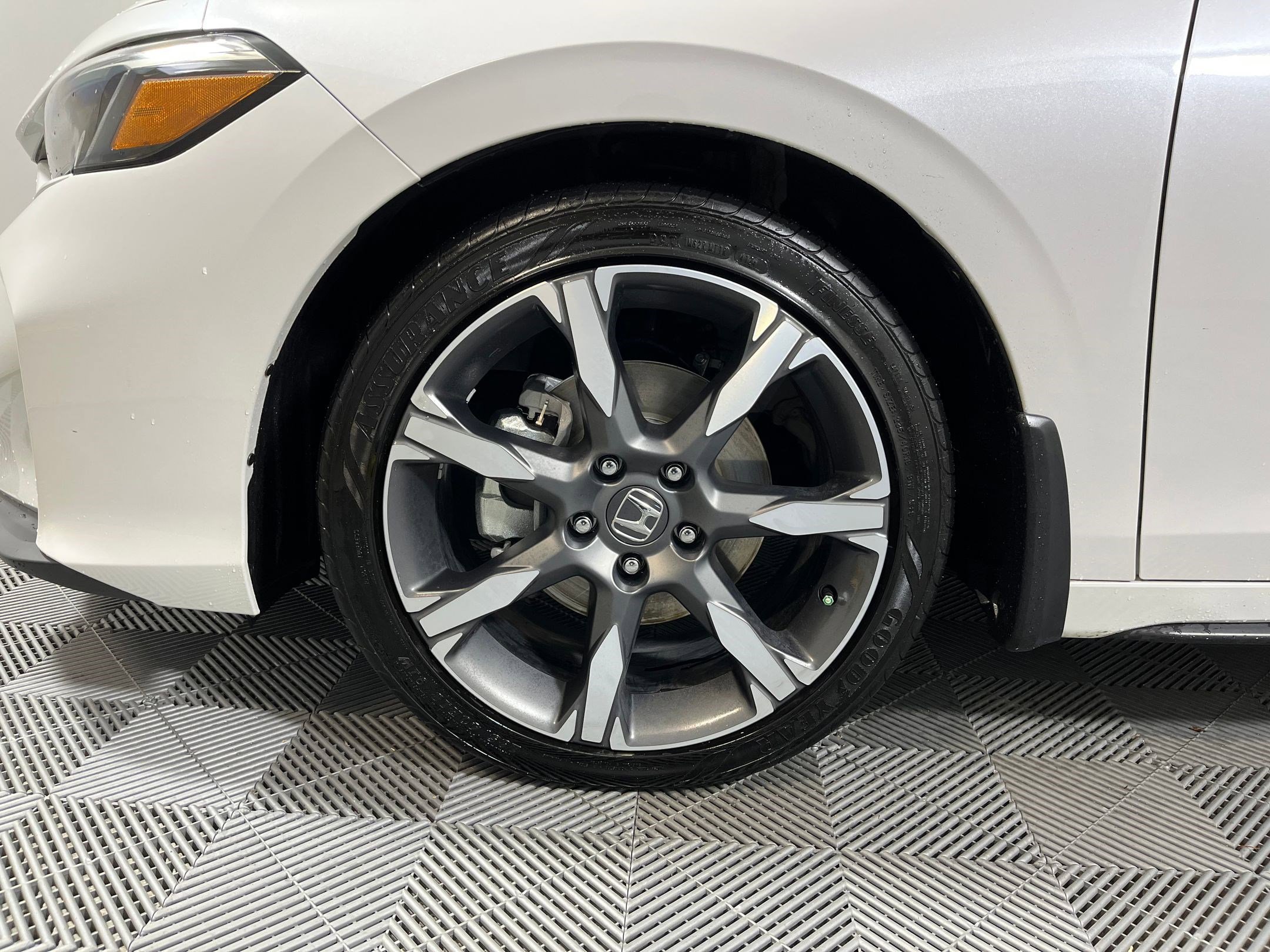 Image of 2025 Honda Civic Hybrid Sport Touring Hatchback