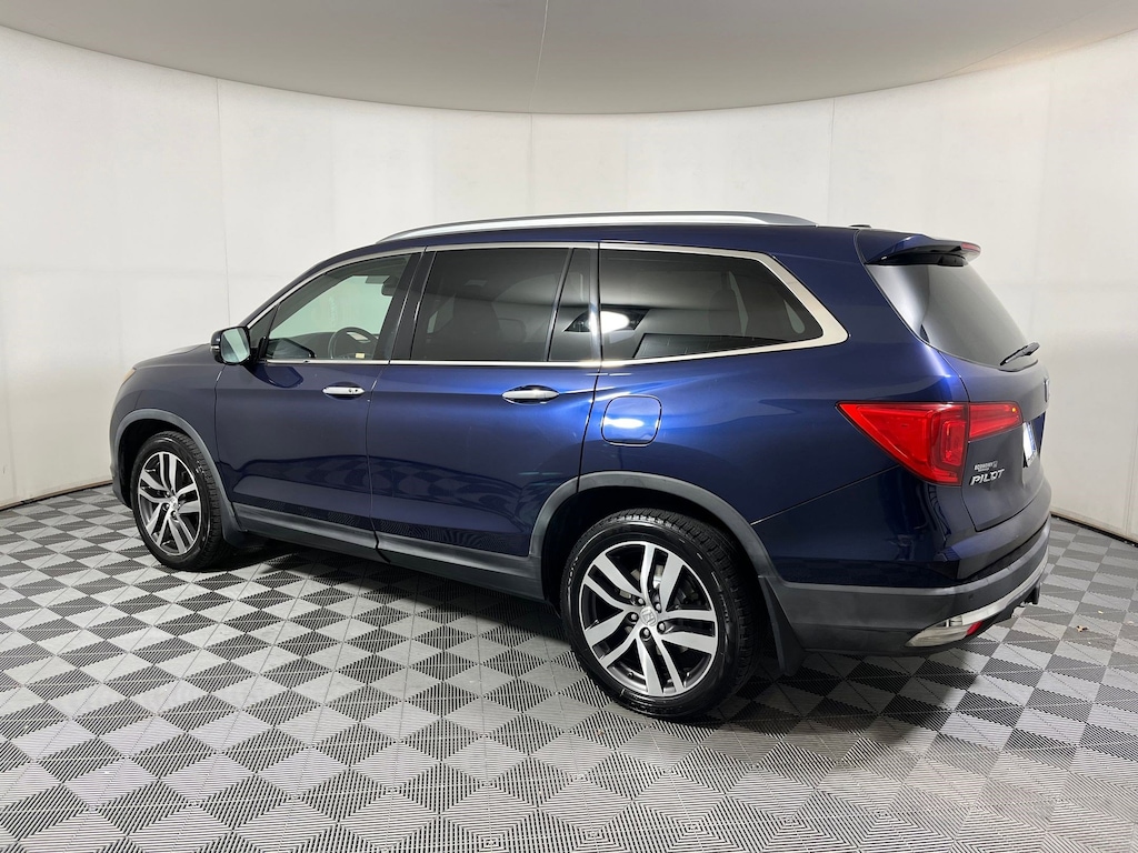 Used 2016 Honda Pilot Touring SUV