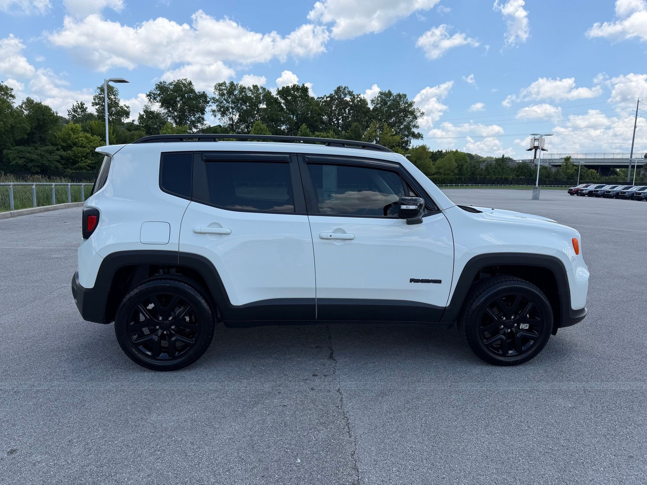 Renegade Altitude SUV