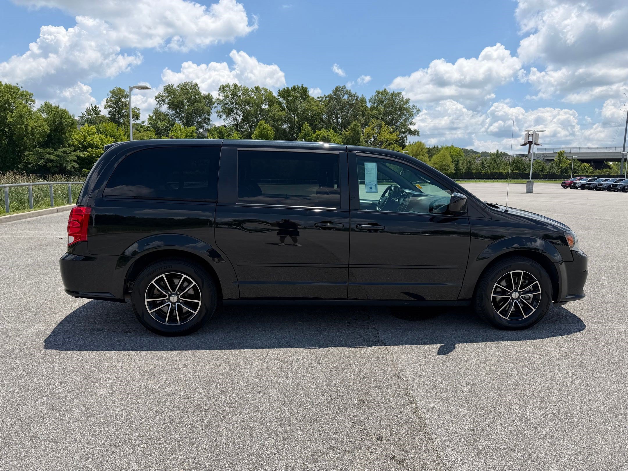 Grand Caravan GT Van