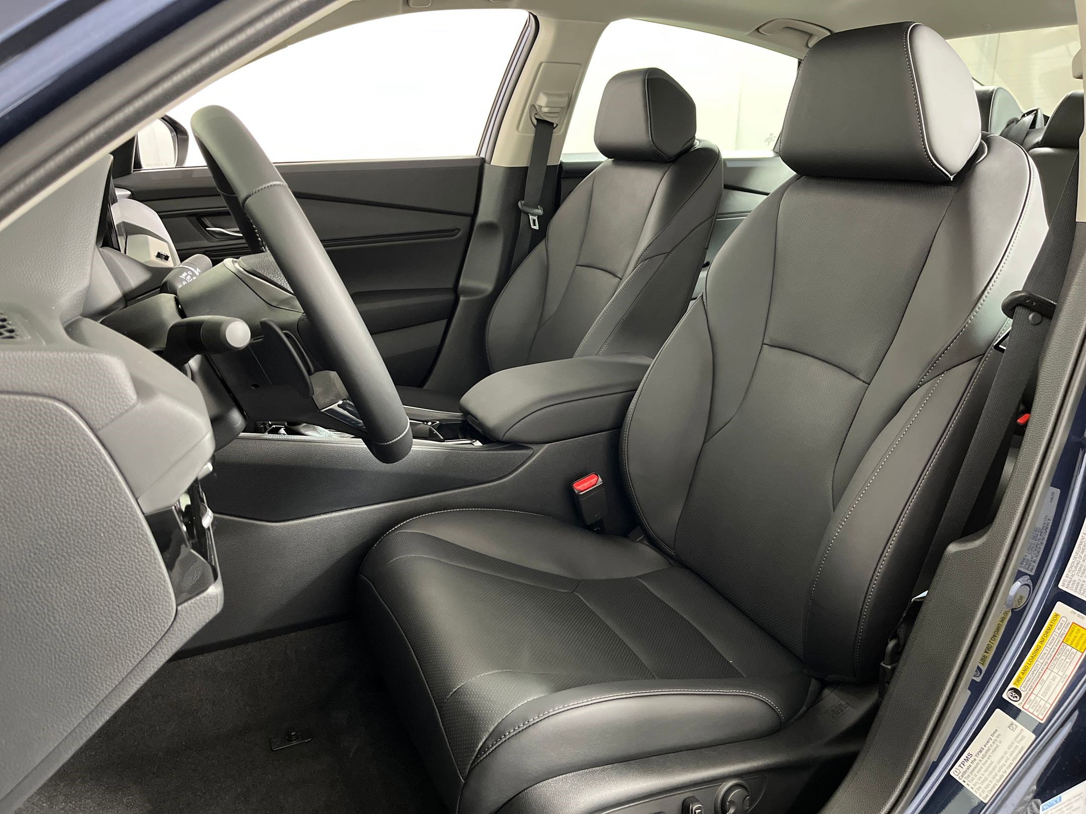 2025 Honda Accord Hybrid EX-L photo 4