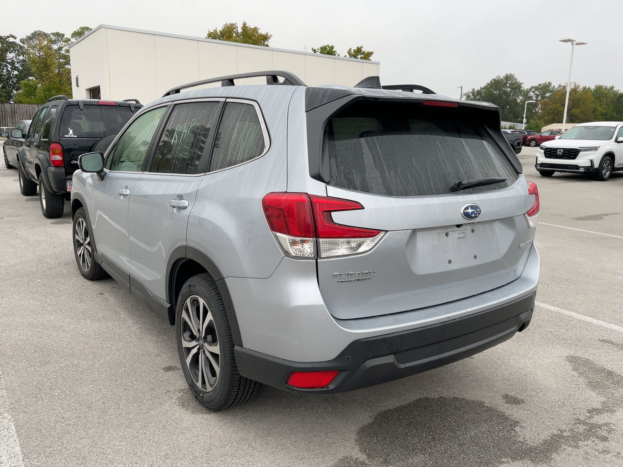 2024 Subaru Forester Limited photo 2