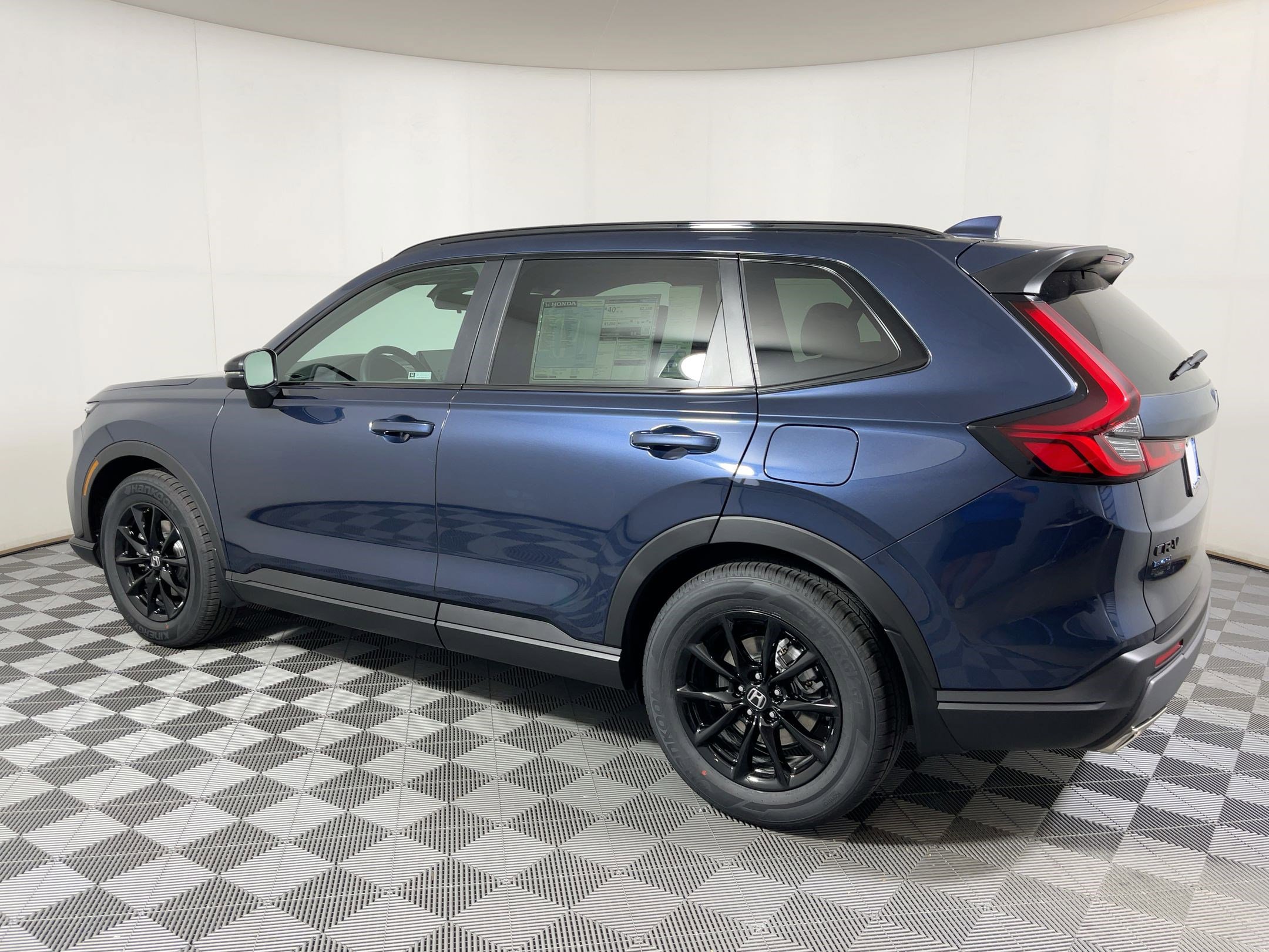2026 Honda CR-V Hybrid Sport photo 2